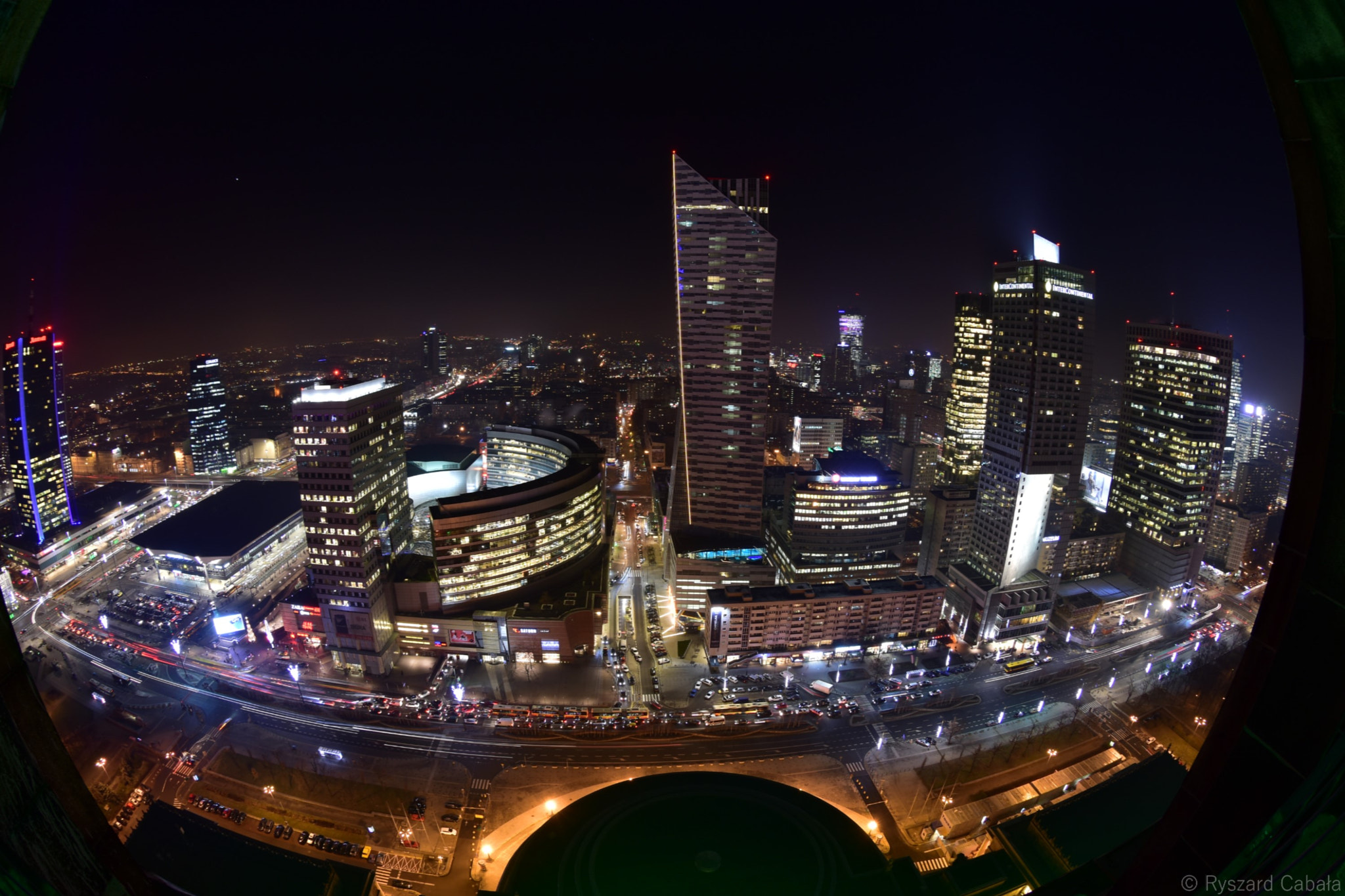 Nikon AF DX Fisheye-Nikkor 10.5mm F2.8G ED sample photo. Warszawa nocą photography