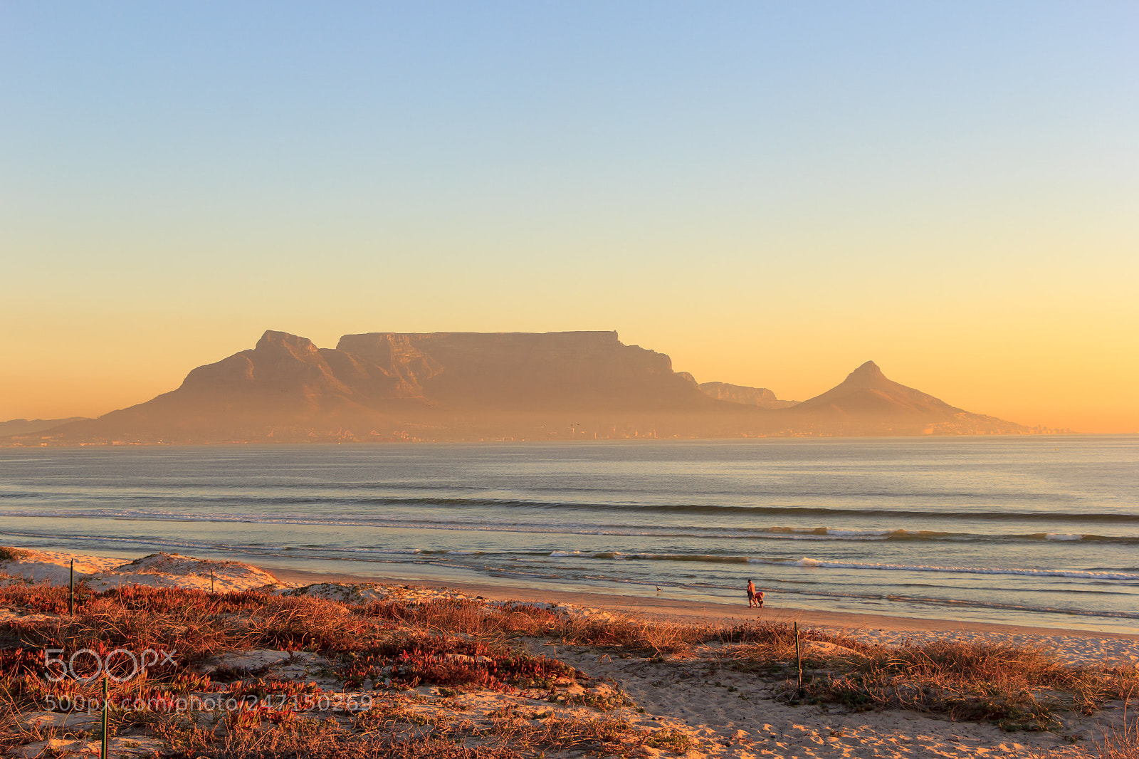 Canon EOS 60D sample photo. Bloubergstrand sunset photography