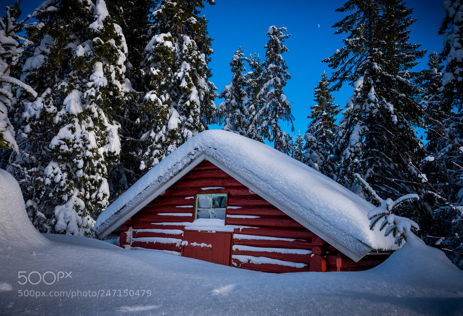 Fujifilm X-E3 sample photo. Red cabin photography
