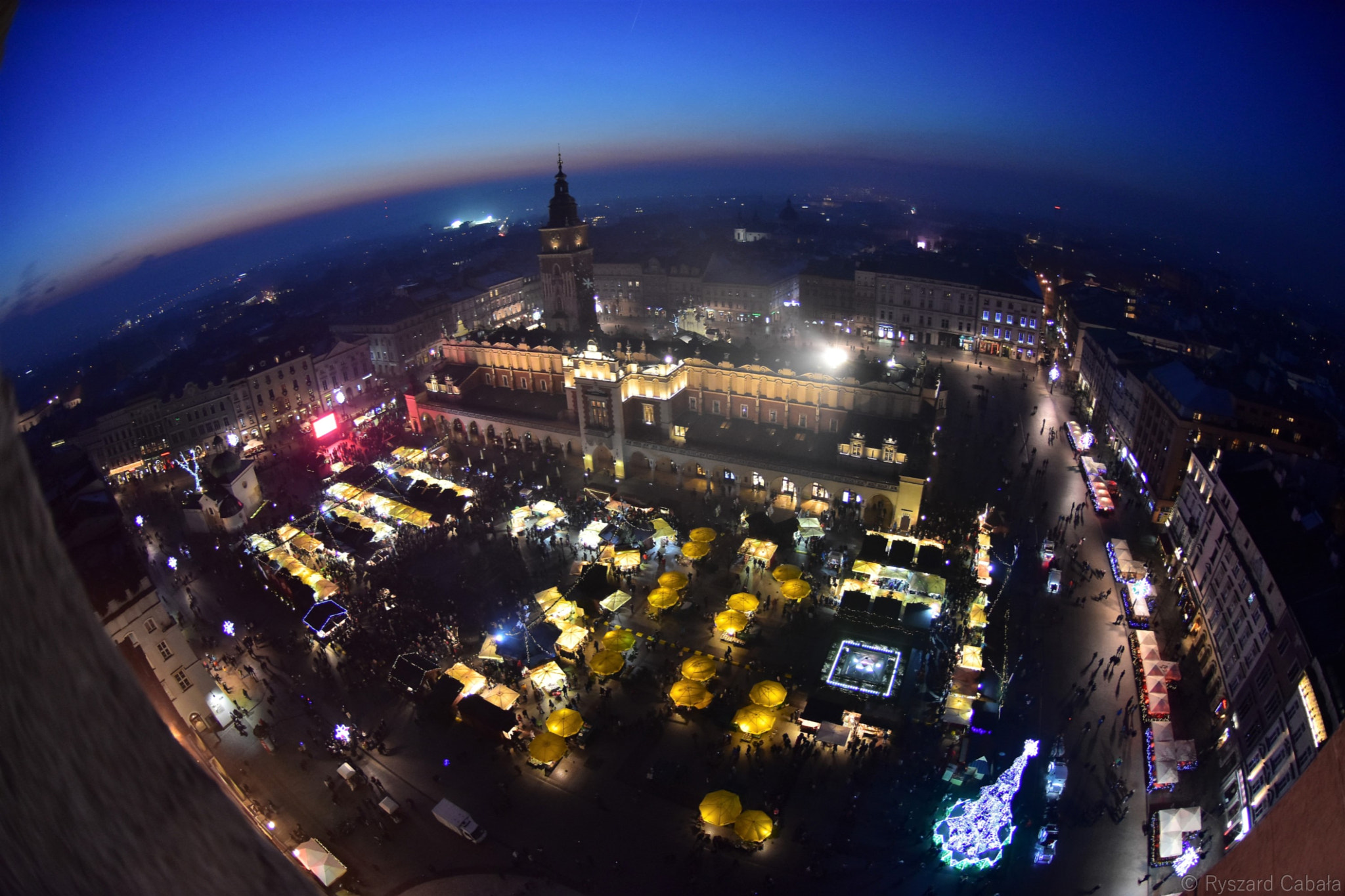 Nikon D7200 + Nikon AF DX Fisheye-Nikkor 10.5mm F2.8G ED sample photo. Kraków, poland photography