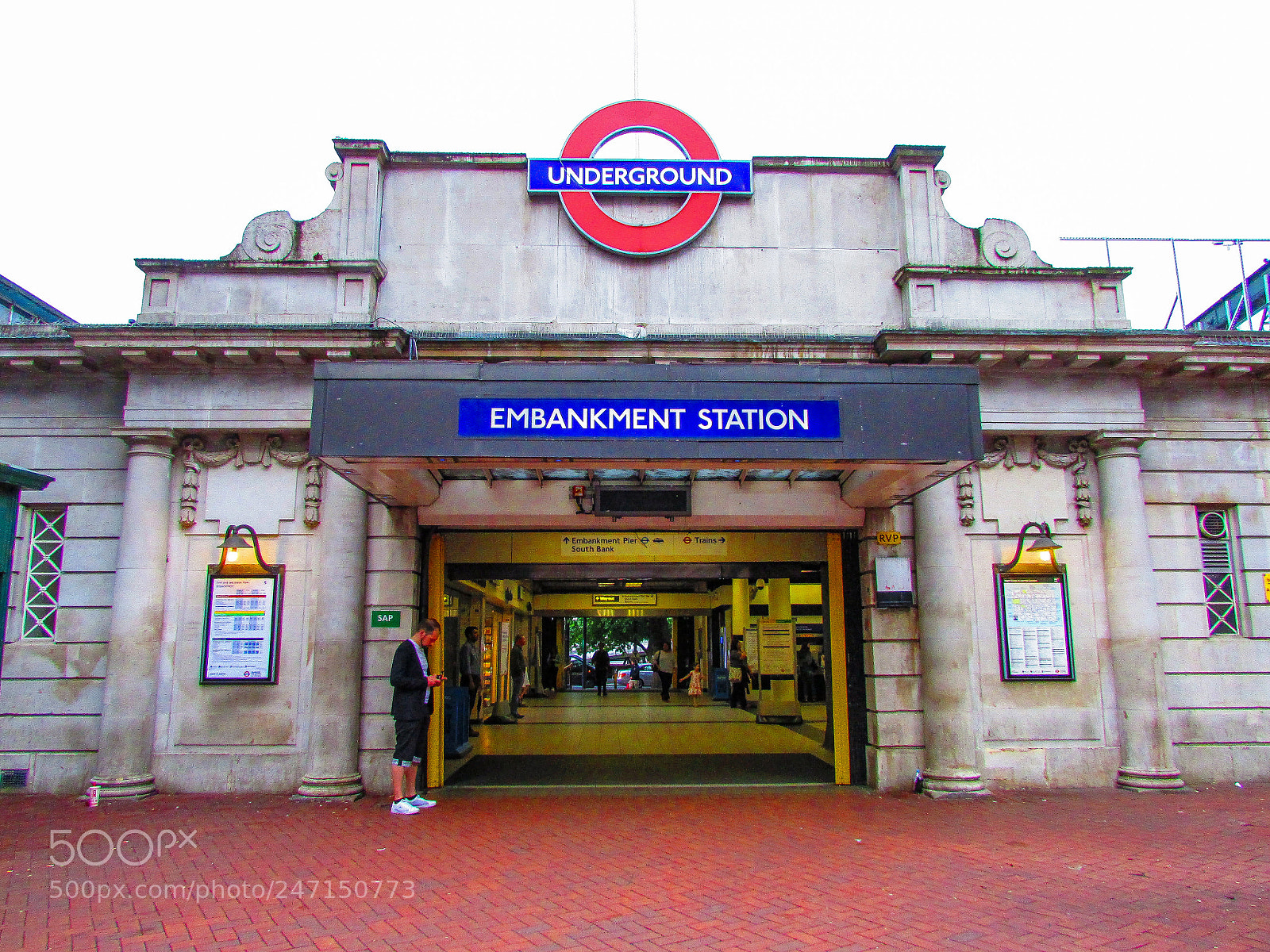 Canon PowerShot SX400 IS sample photo. Embankment underground station photography