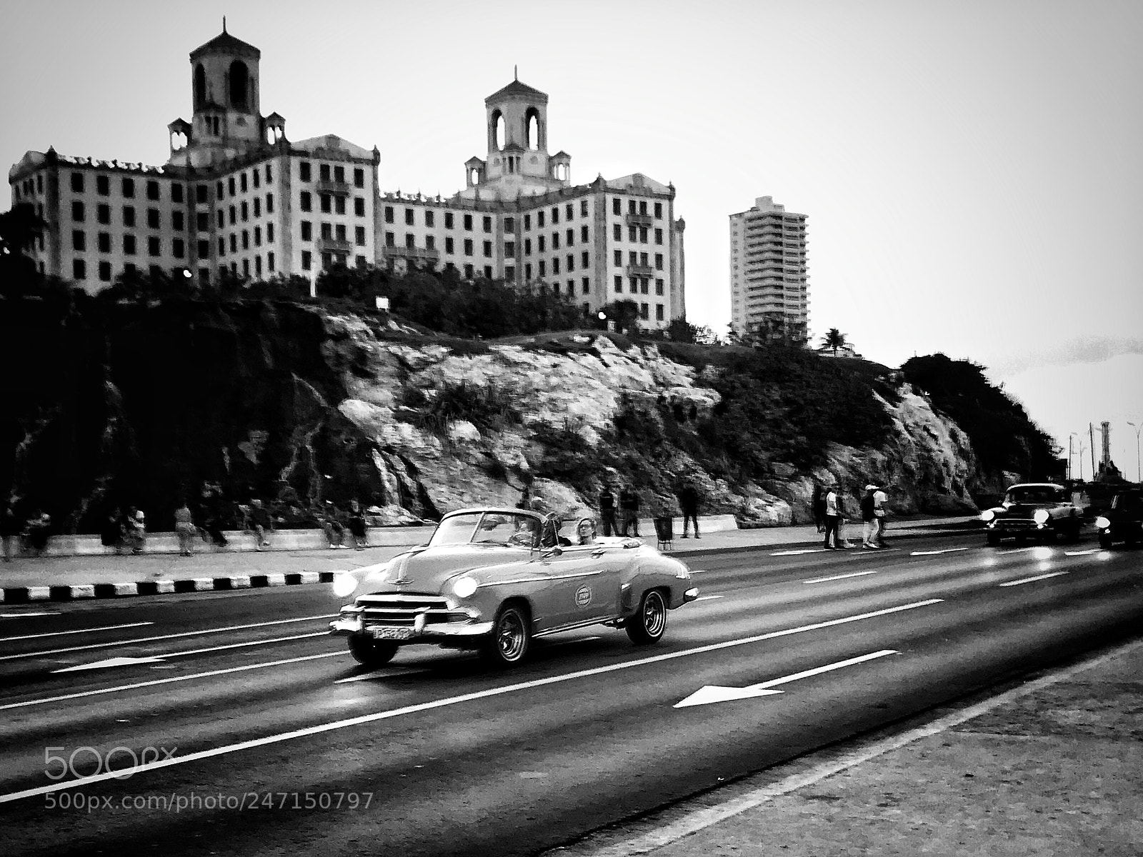 Apple iPhone 7 Plus sample photo. Havana b&w photography