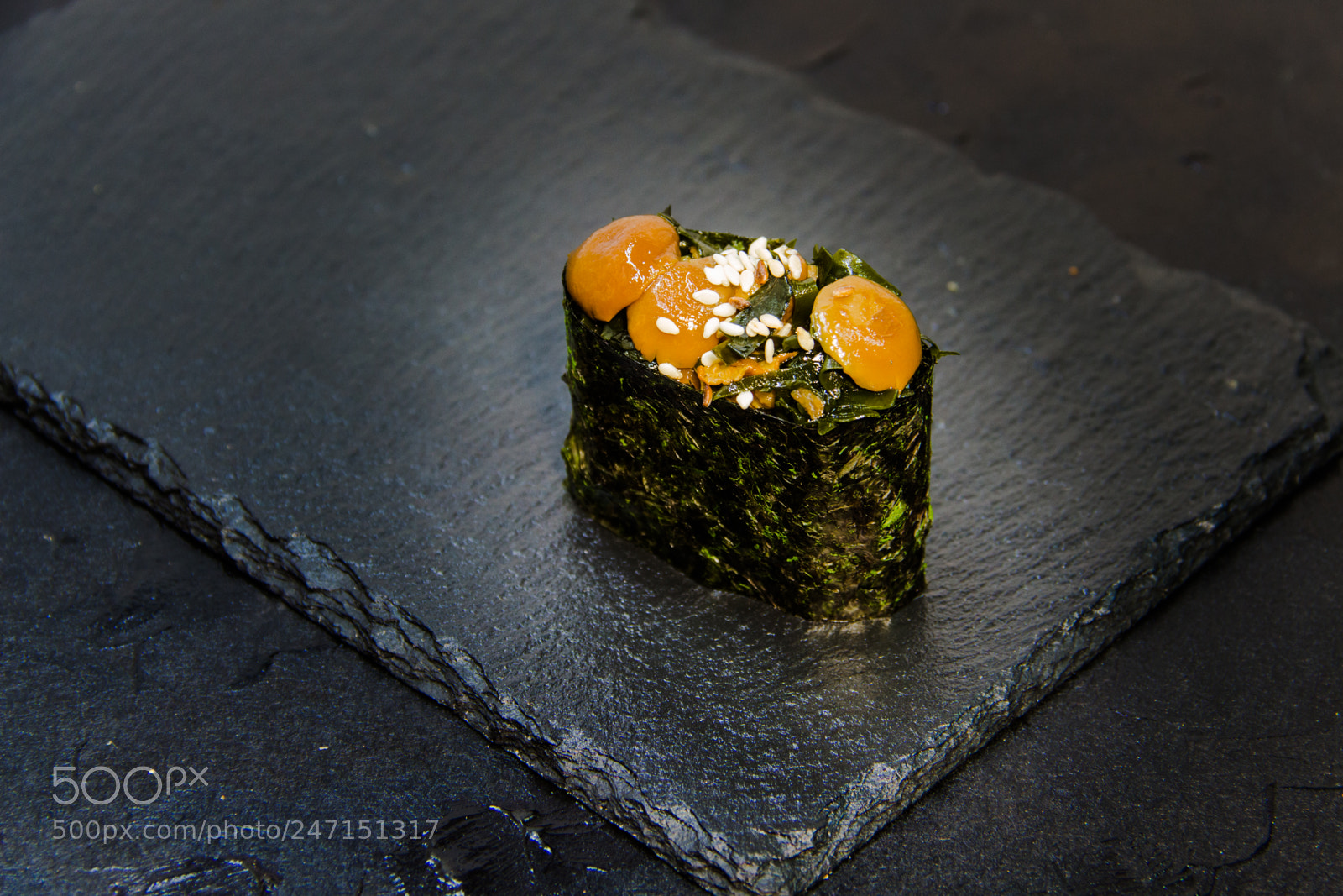Canon EOS 650D (EOS Rebel T4i / EOS Kiss X6i) sample photo. Sushi roll with vegetables photography