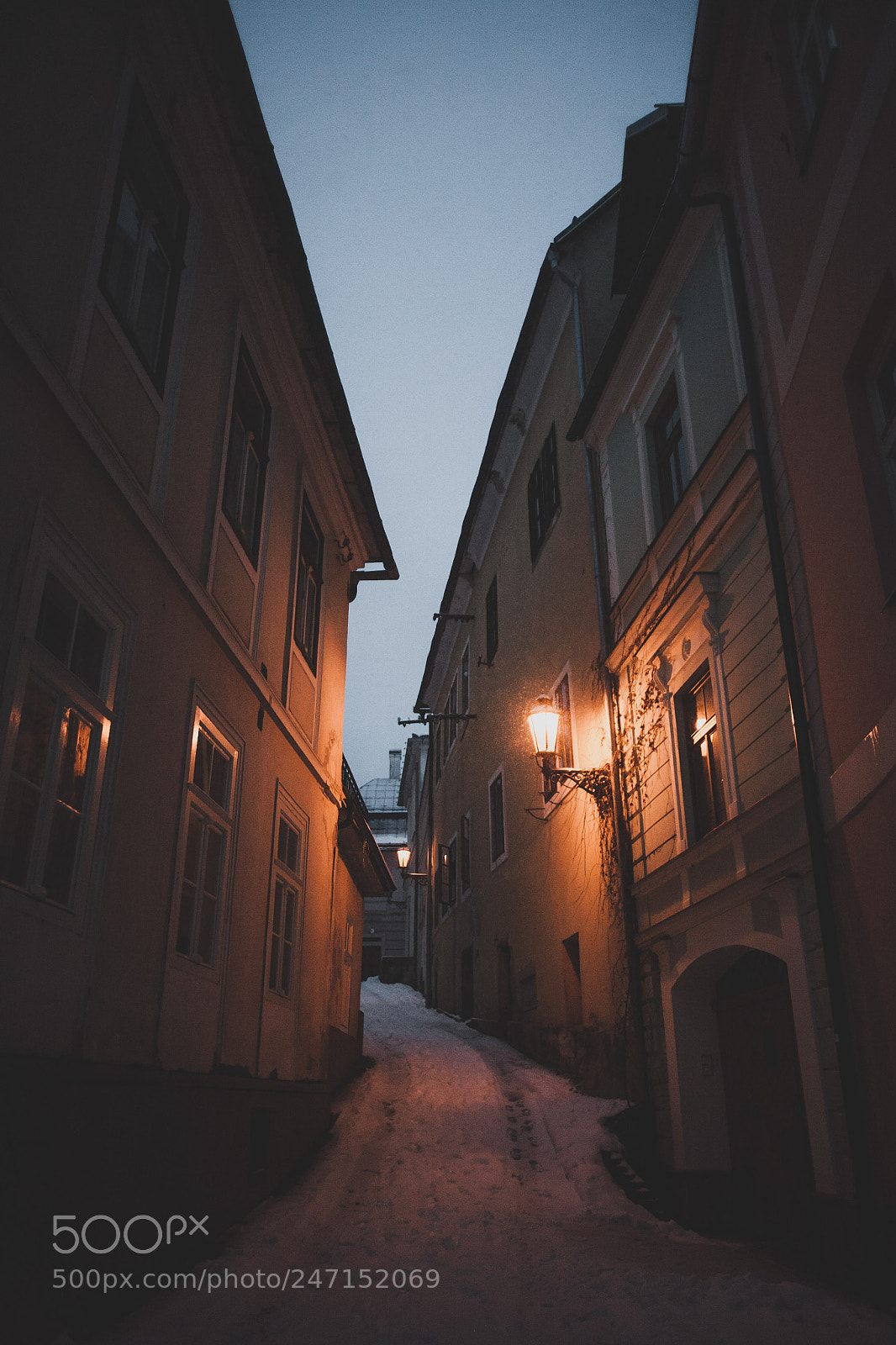Canon EOS 5D sample photo. City light photography