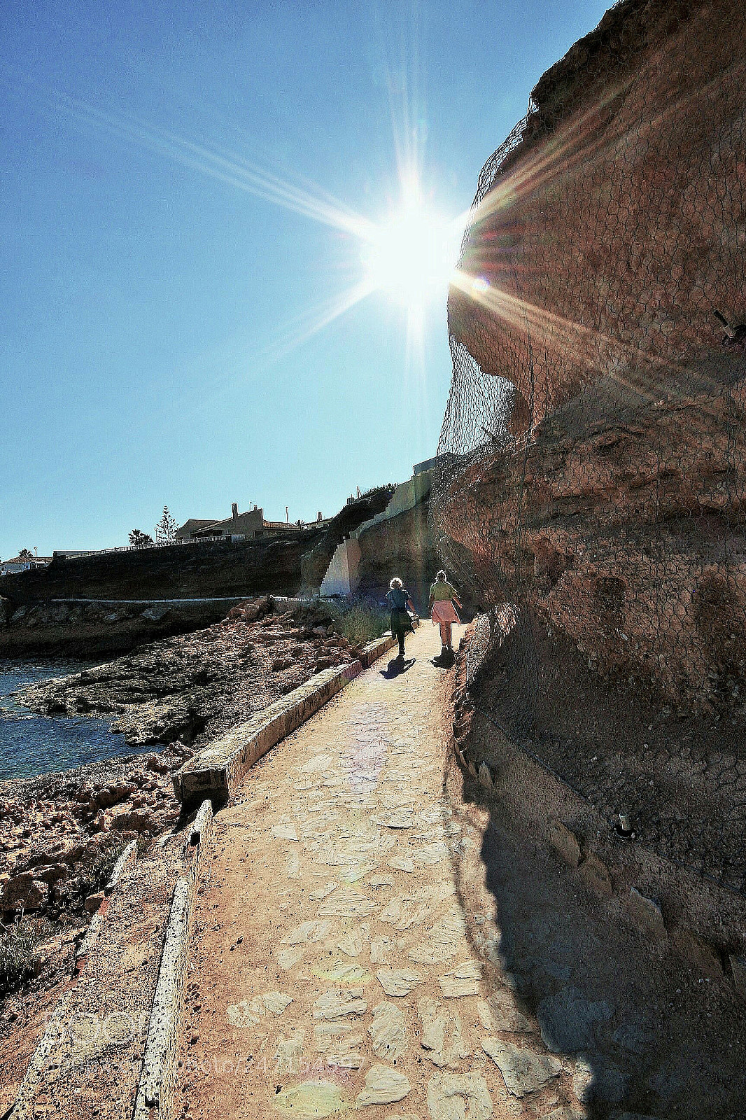 Canon EOS 700D (EOS Rebel T5i / EOS Kiss X7i) sample photo. Paseo peligroso. photography