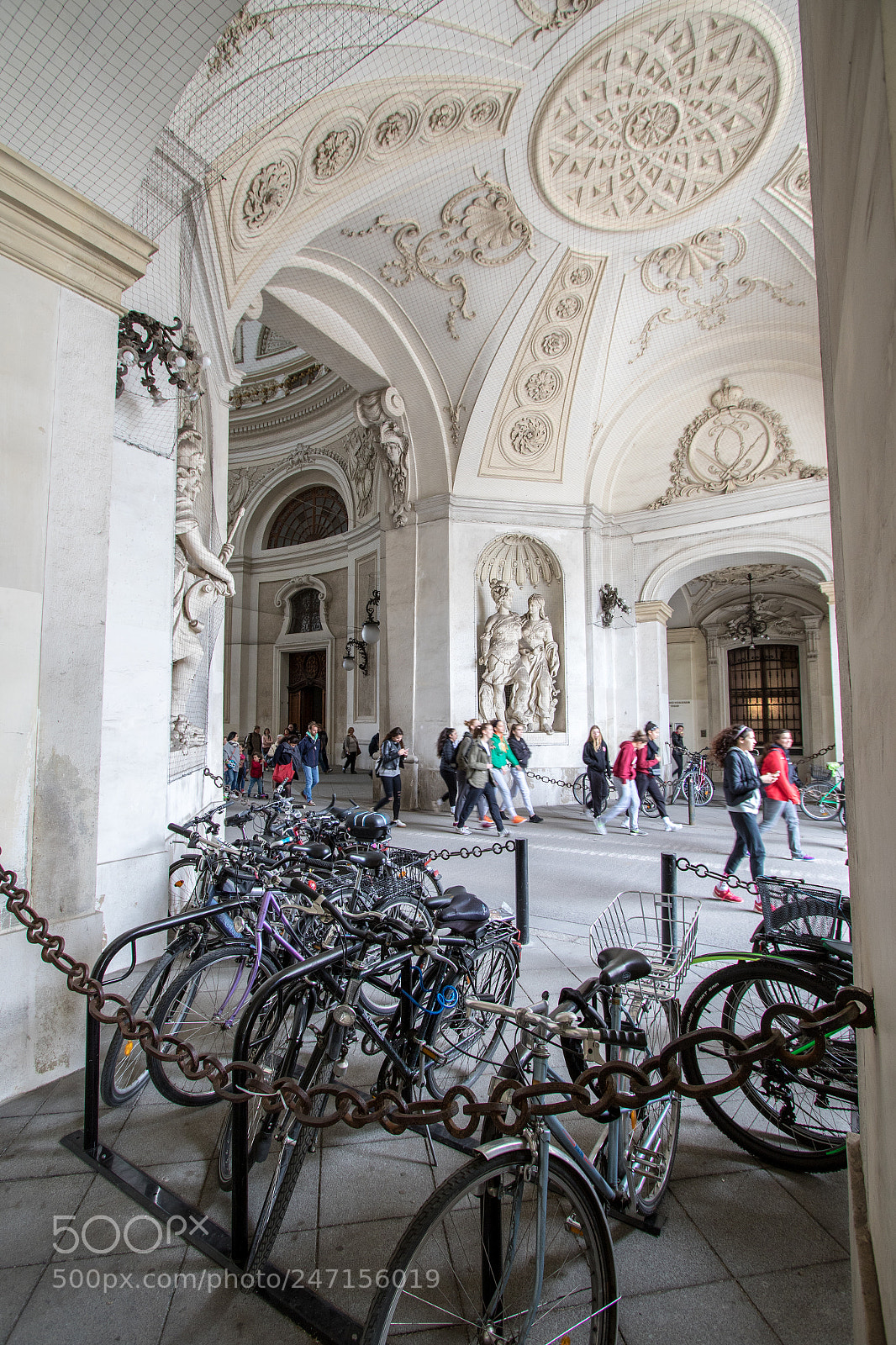Canon EOS 7D Mark II sample photo. Viena center 1 photography