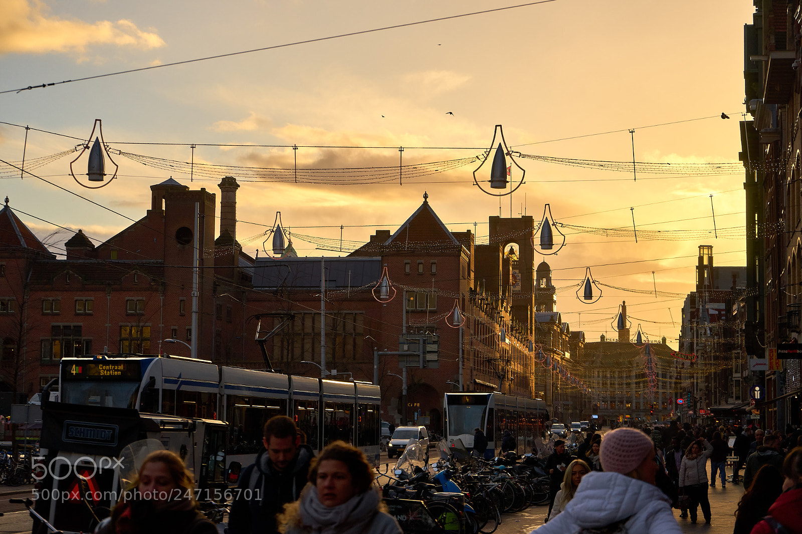 Sony a7 sample photo. Damrak street photography