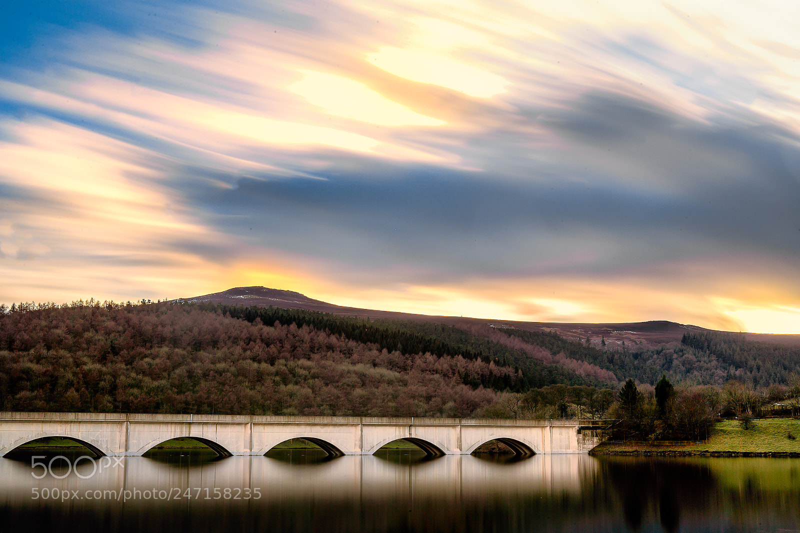 Canon EOS-1D X sample photo. Ladybower reservoir photography