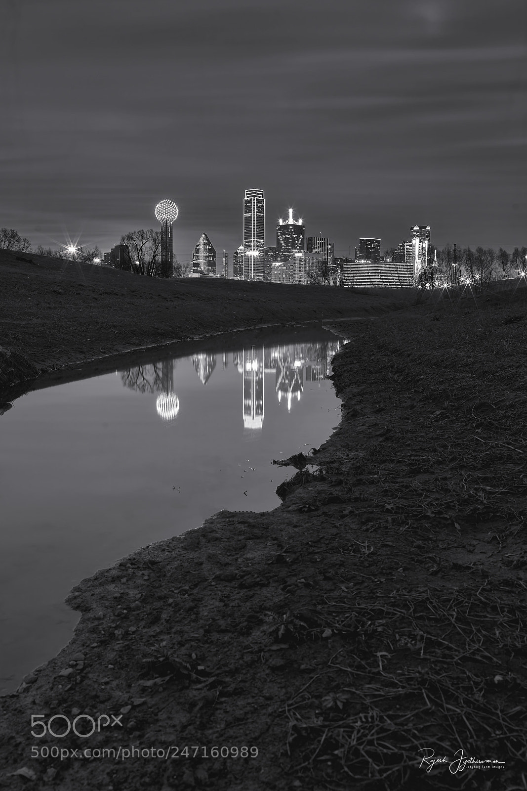 Sony a7R II sample photo. Dark not dull photography