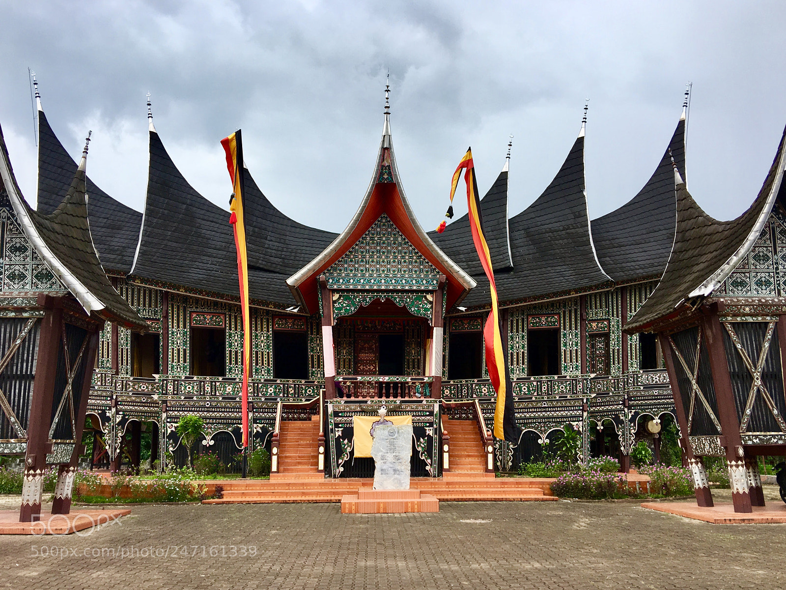 Apple iPhone 6s Plus sample photo. 14th century pagaruyung palace photography