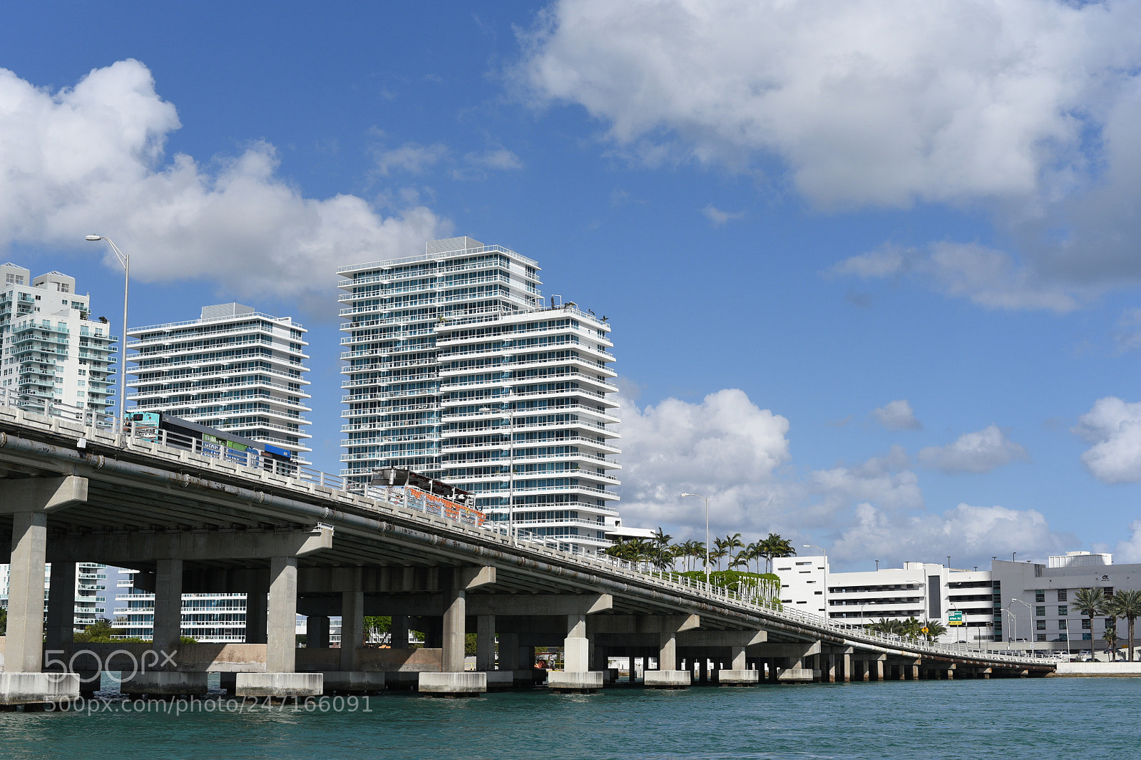 Nikon D750 + Nikon AF-S Nikkor 50mm F1.8G sample photo. Highway photography