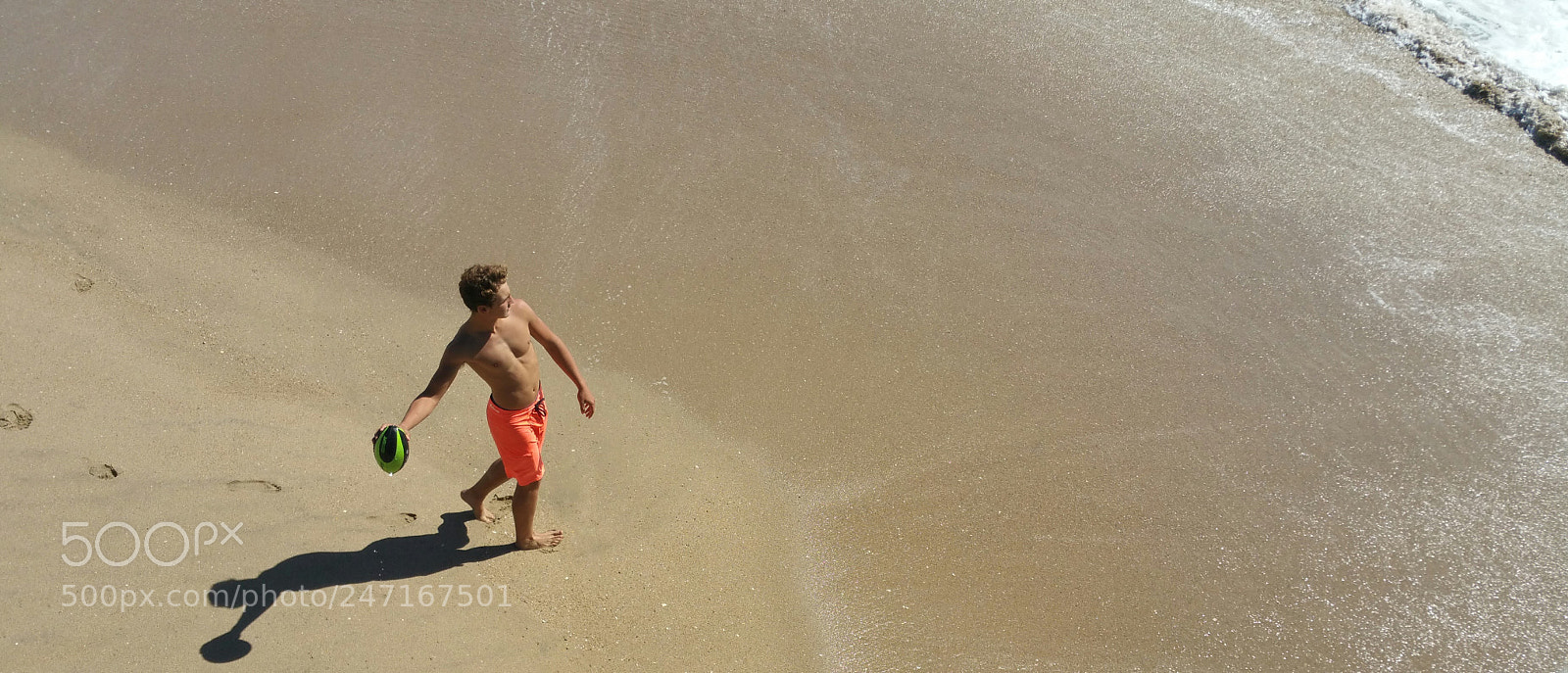 Samsung Galaxy Note4 sample photo. Beach football. now that's photography