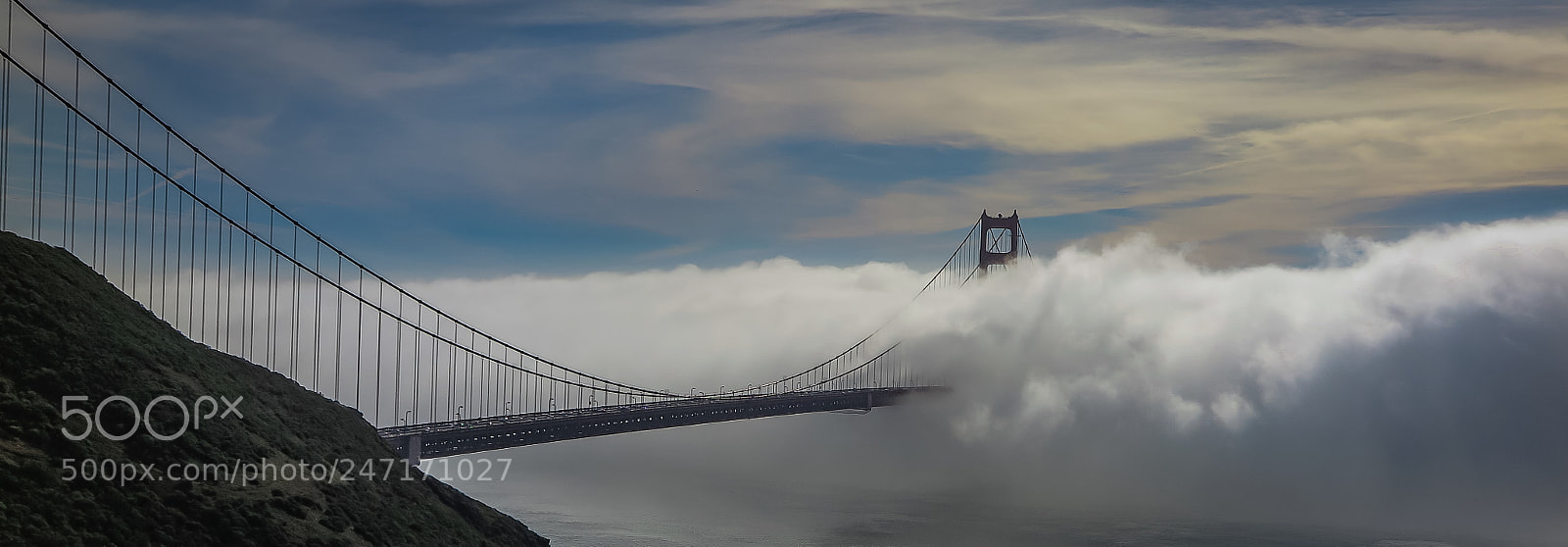 Canon PowerShot G1 X Mark II sample photo. Foggy gate photography