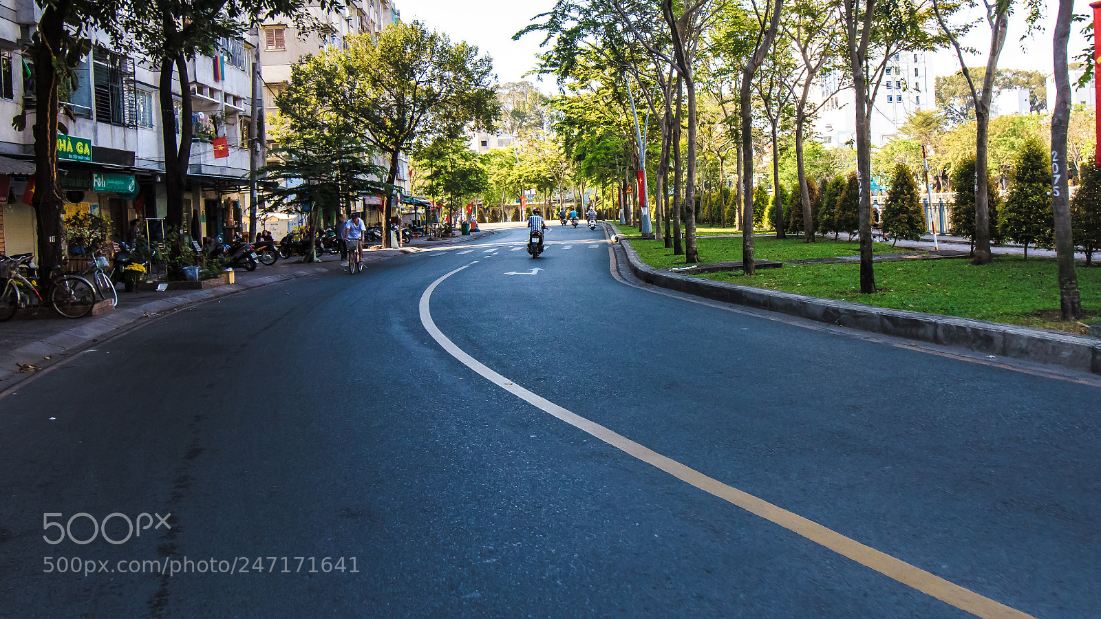 Canon EOS 7D sample photo. Sai gon lunar new photography