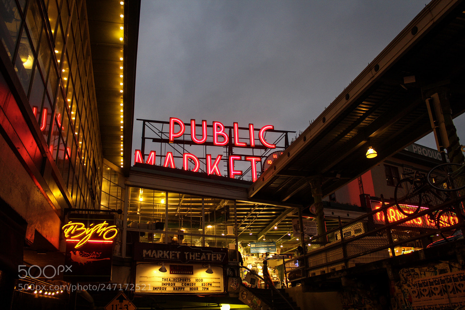 Canon EOS 1200D (EOS Rebel T5 / EOS Kiss X70 / EOS Hi) sample photo. Public market photography