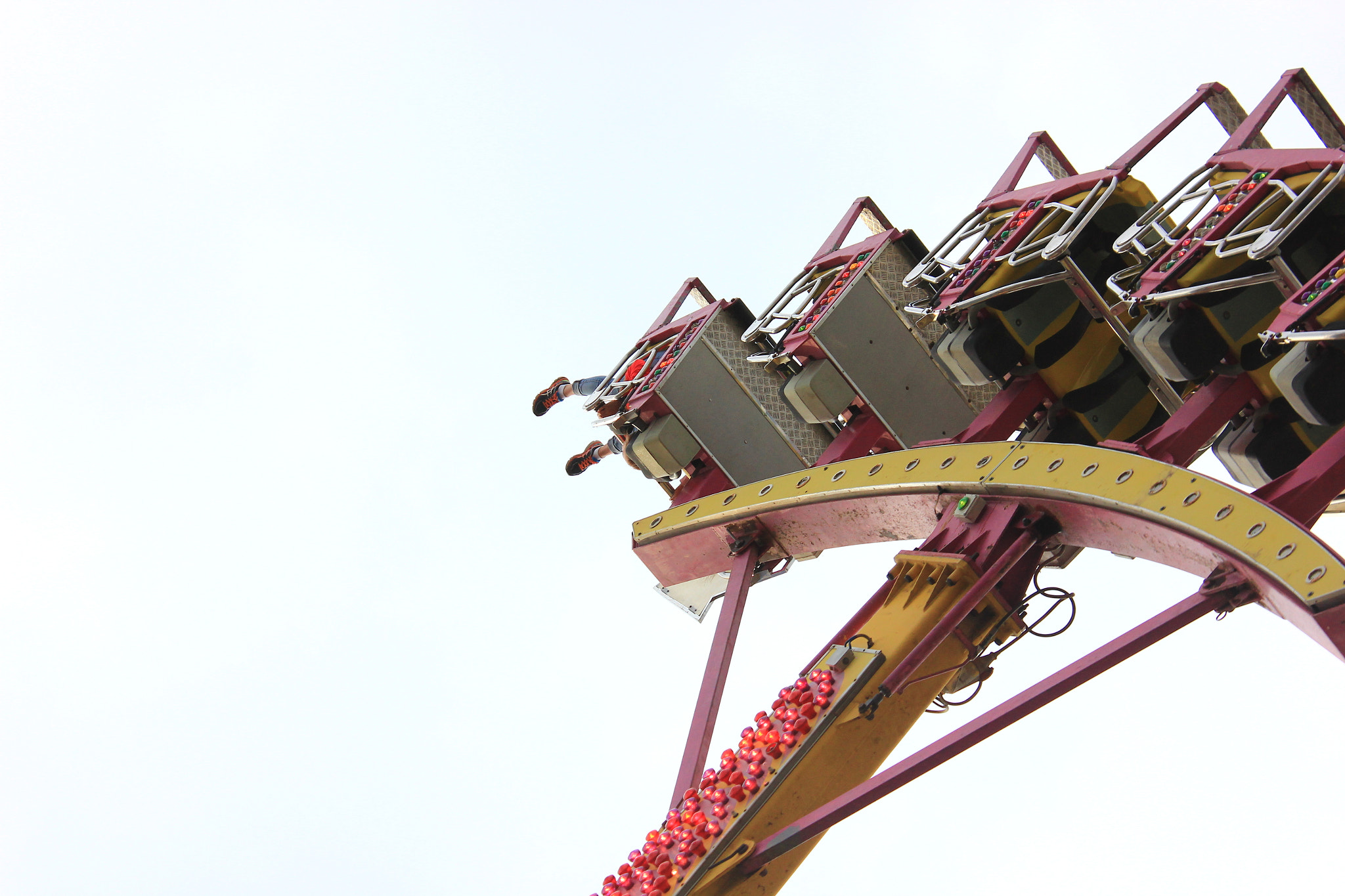 Canon EOS 550D (EOS Rebel T2i / EOS Kiss X4) sample photo. On a hammer to the sky photography