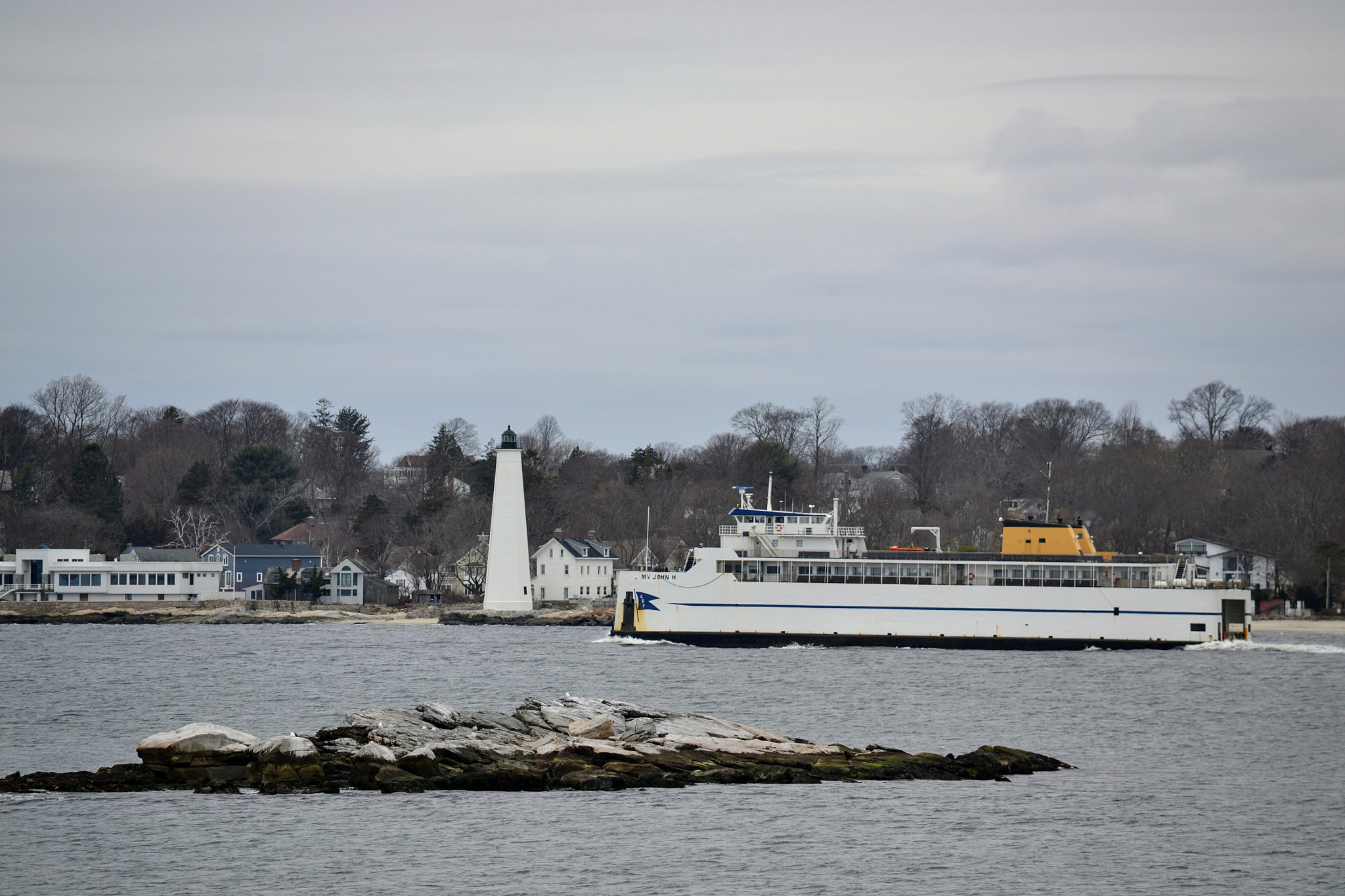 Nikon D3100 sample photo. Lighthouse and ferry photography
