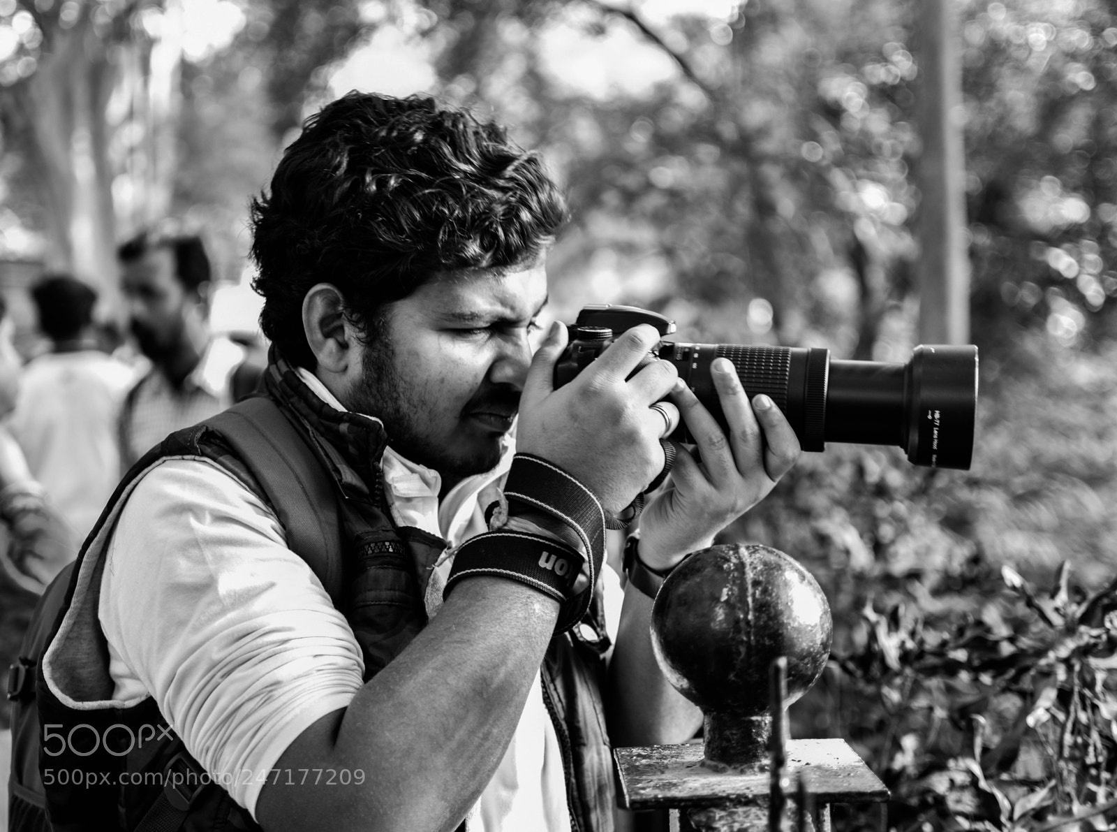 Nikon D3400 sample photo. Photographer in action photography