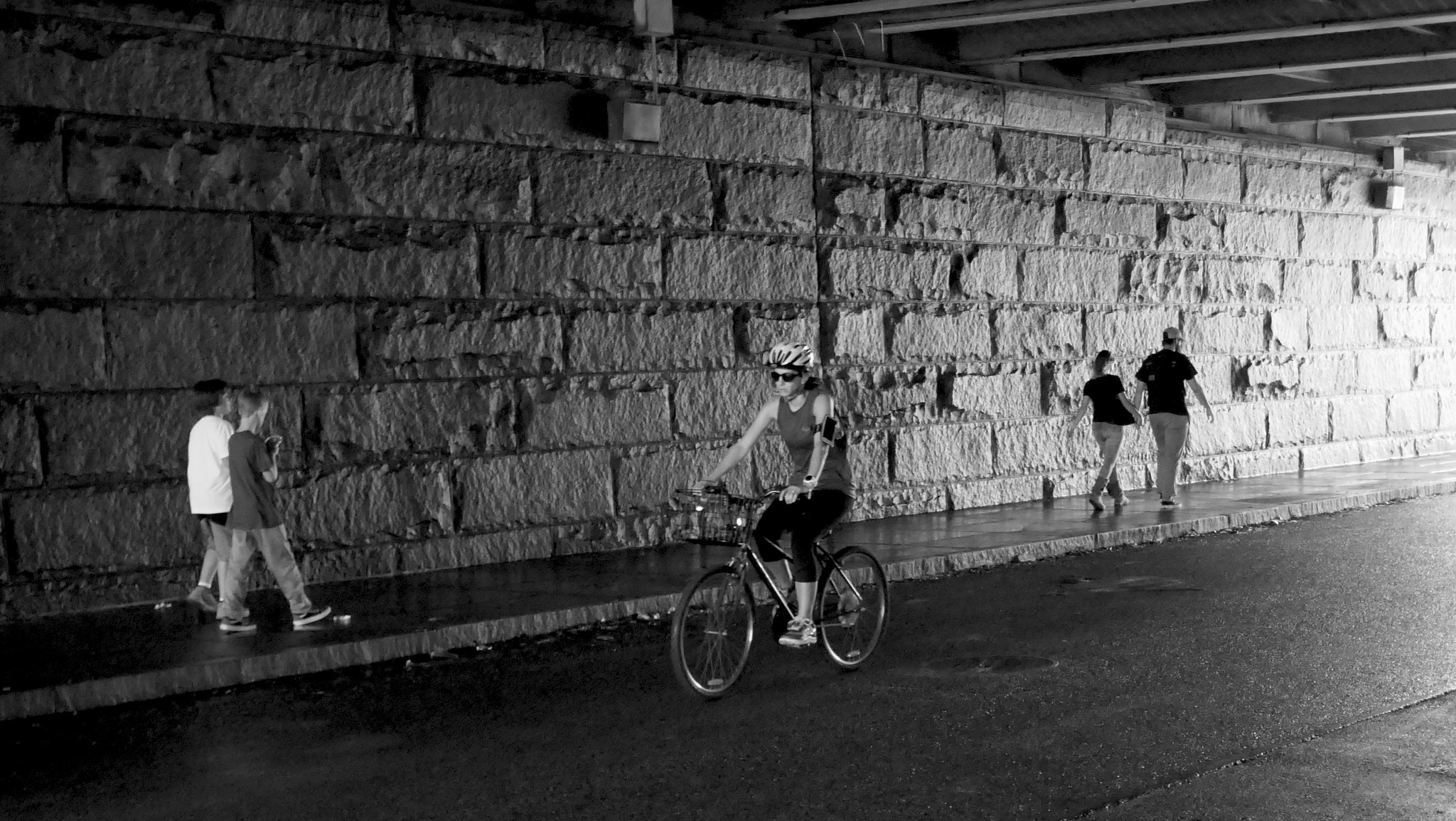 Panasonic Lumix DMC-ZS100 (Lumix DMC-TZ100) sample photo. Light at the end of the tunnel photography