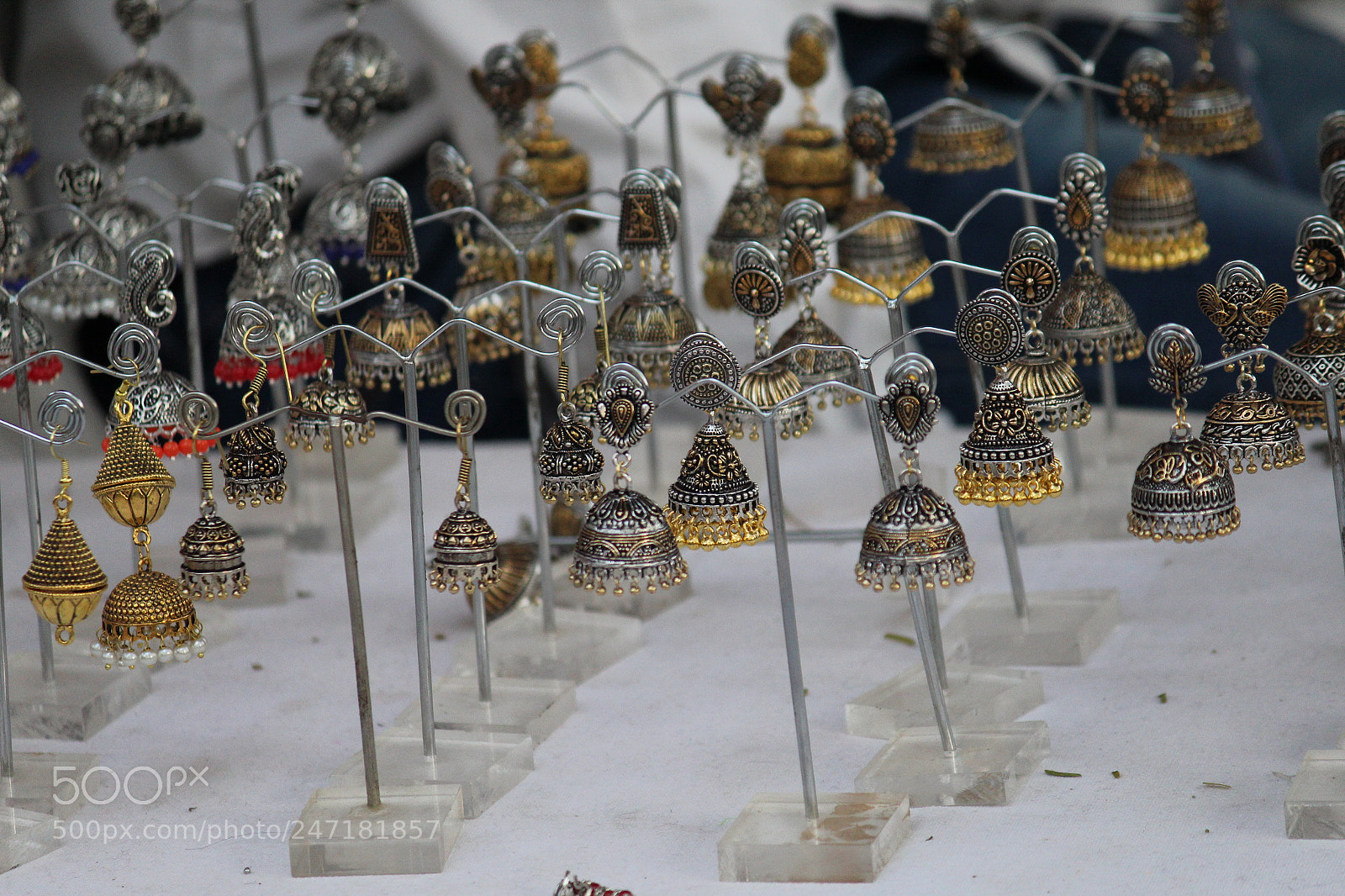 Canon EF-S 55-250mm F4-5.6 IS II sample photo. Beautiful earings photography