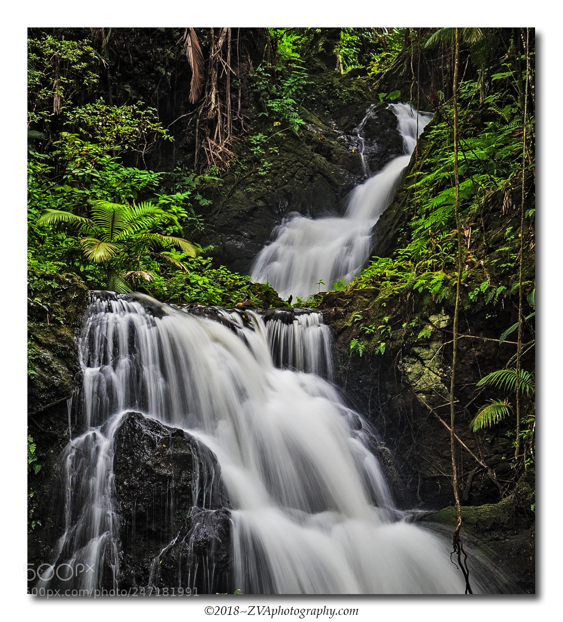 Canon EOS-1Ds Mark III sample photo. Water over lava photography