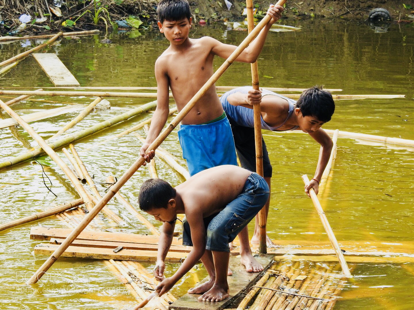 Nikon Coolpix P900 sample photo. Village kids playing in photography
