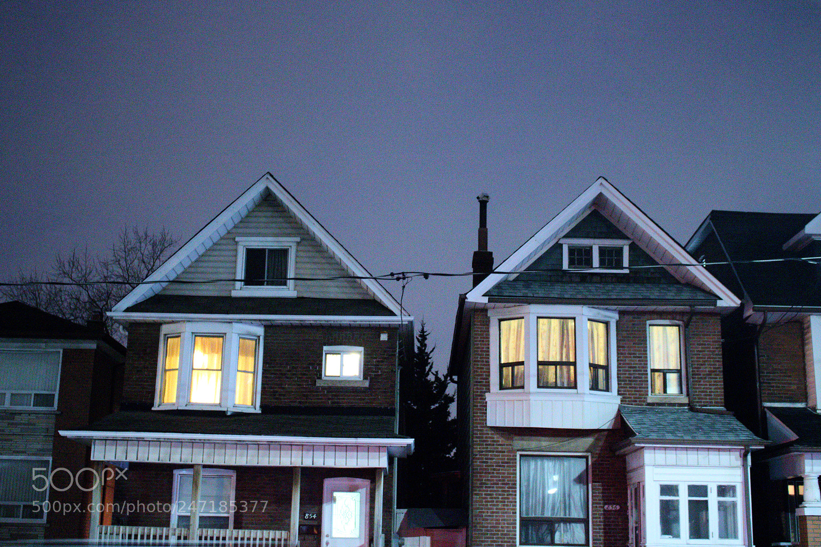 Canon EOS 750D (EOS Rebel T6i / EOS Kiss X8i) sample photo. Ossington st. photography