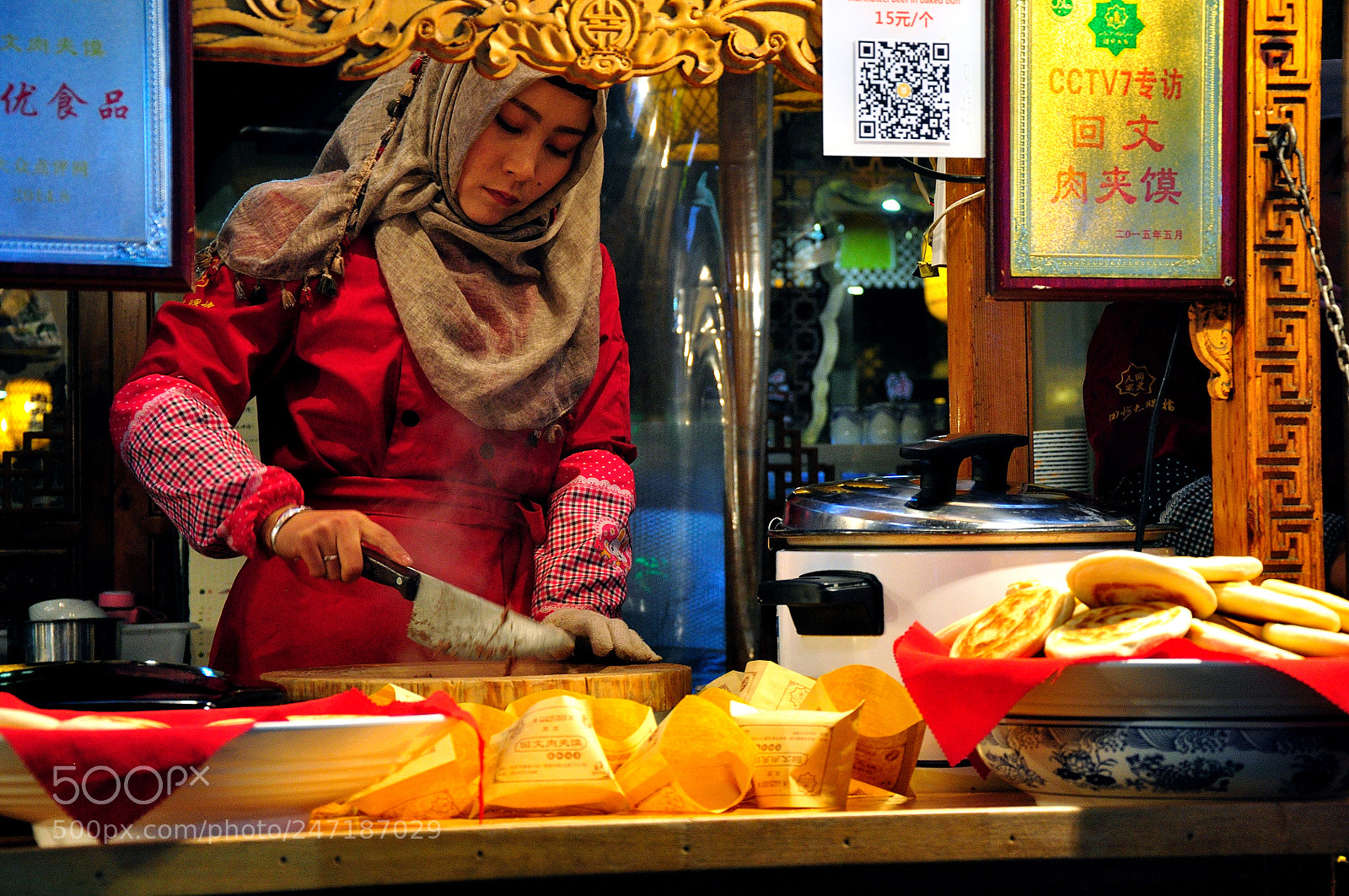 Nikon D90 sample photo. Chinese street market photography