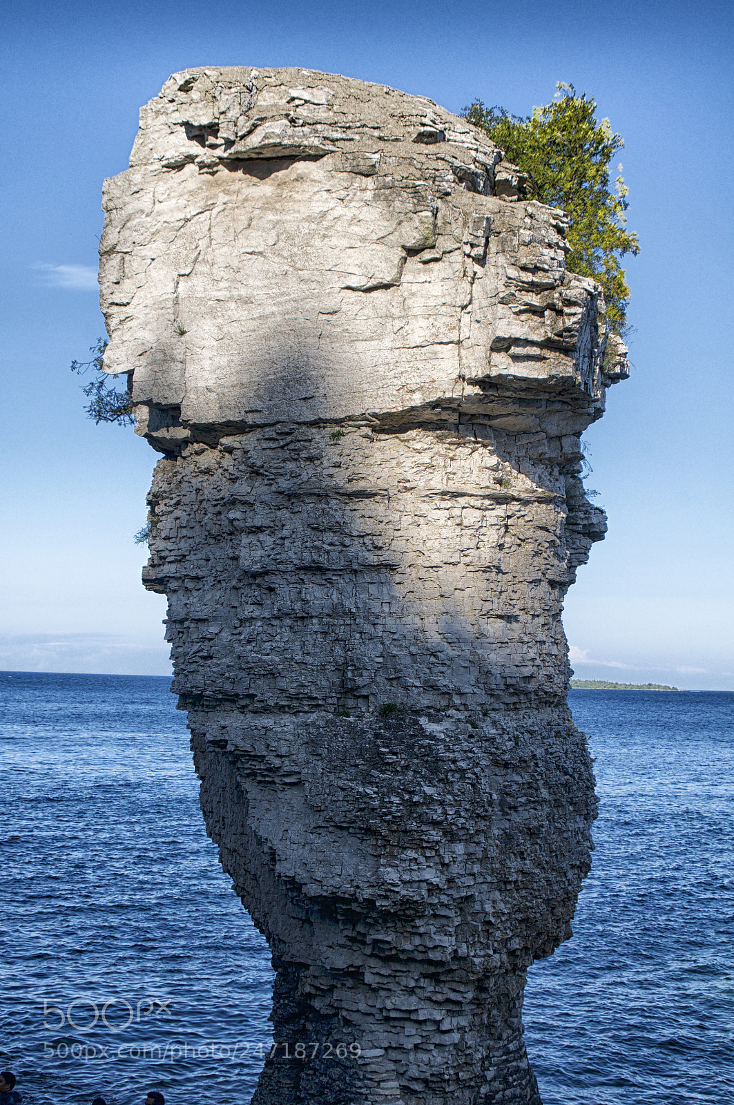 Nikon D300 sample photo. The rocks, niagara escarpment photography