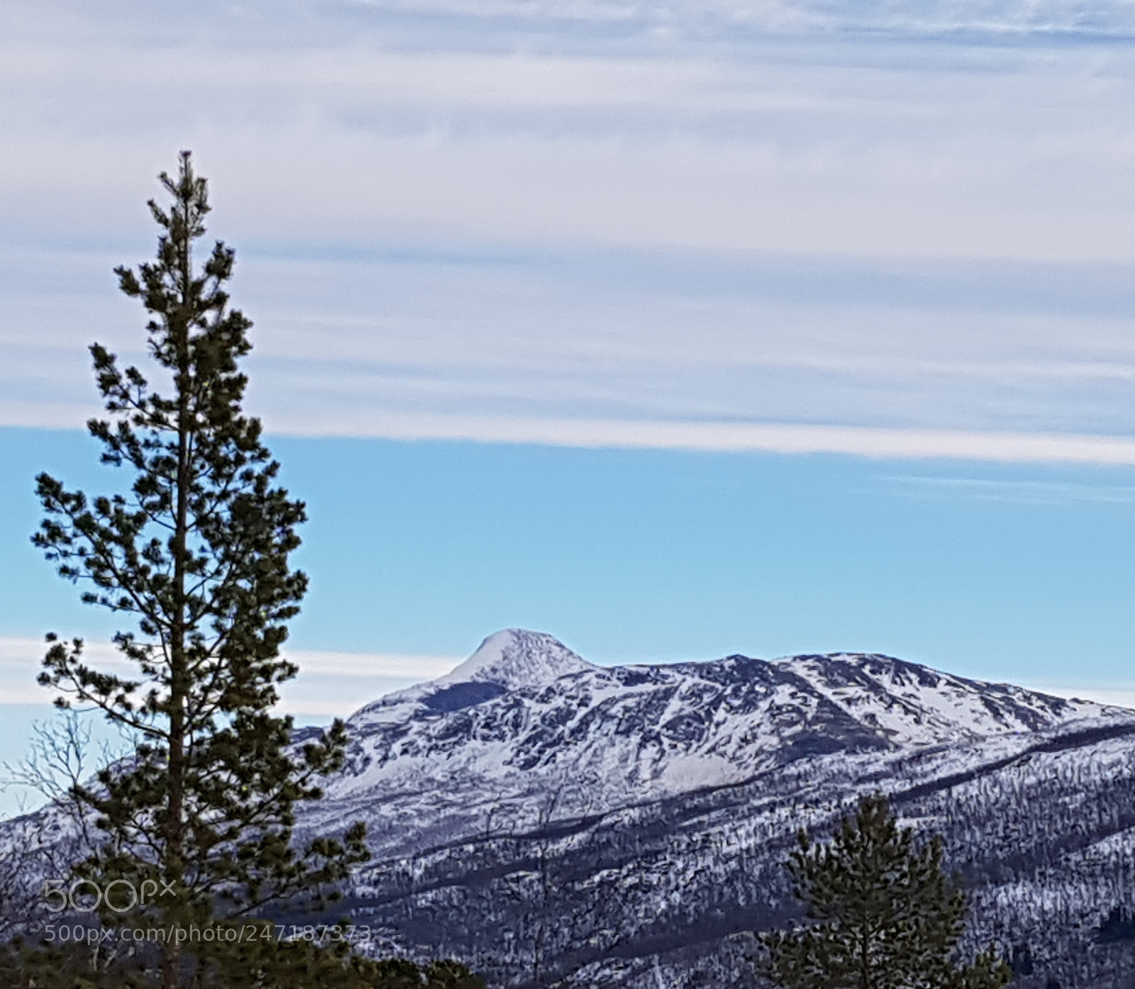 Samsung Galaxy S8 sample photo. View over mountain r photography