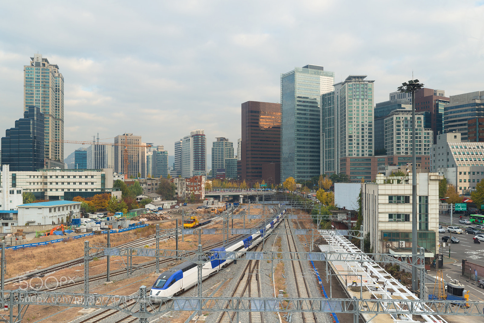 Nikon D800 sample photo. Seoul high speed ktx photography