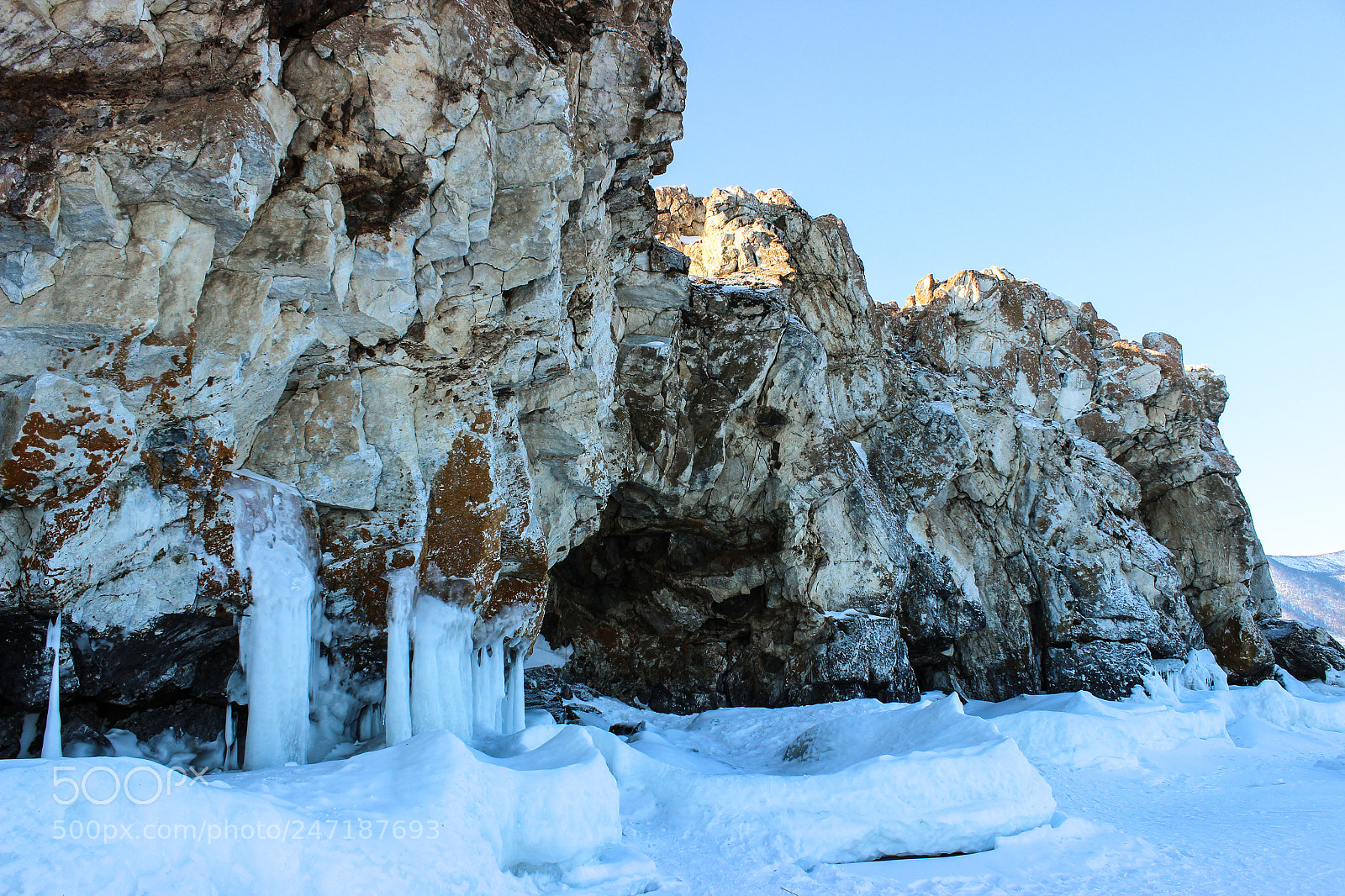 Canon EOS 600D (Rebel EOS T3i / EOS Kiss X5) sample photo. Shadow and ice photography