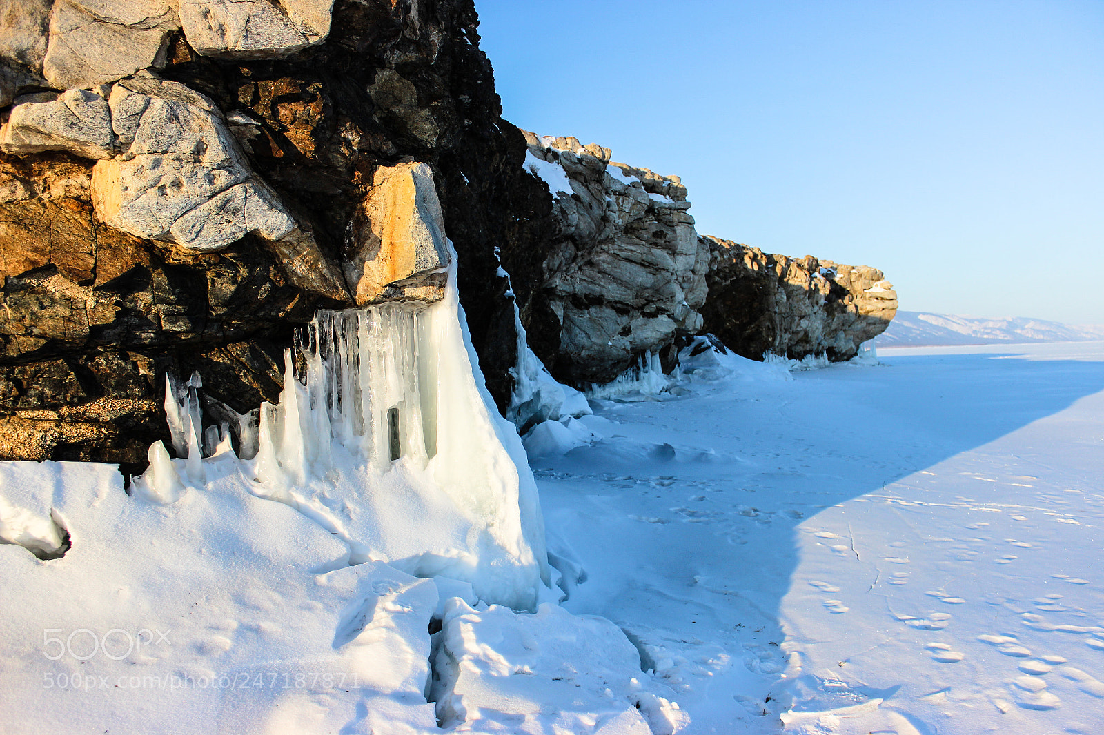 Canon EOS 600D (Rebel EOS T3i / EOS Kiss X5) sample photo. Sun and ice photography