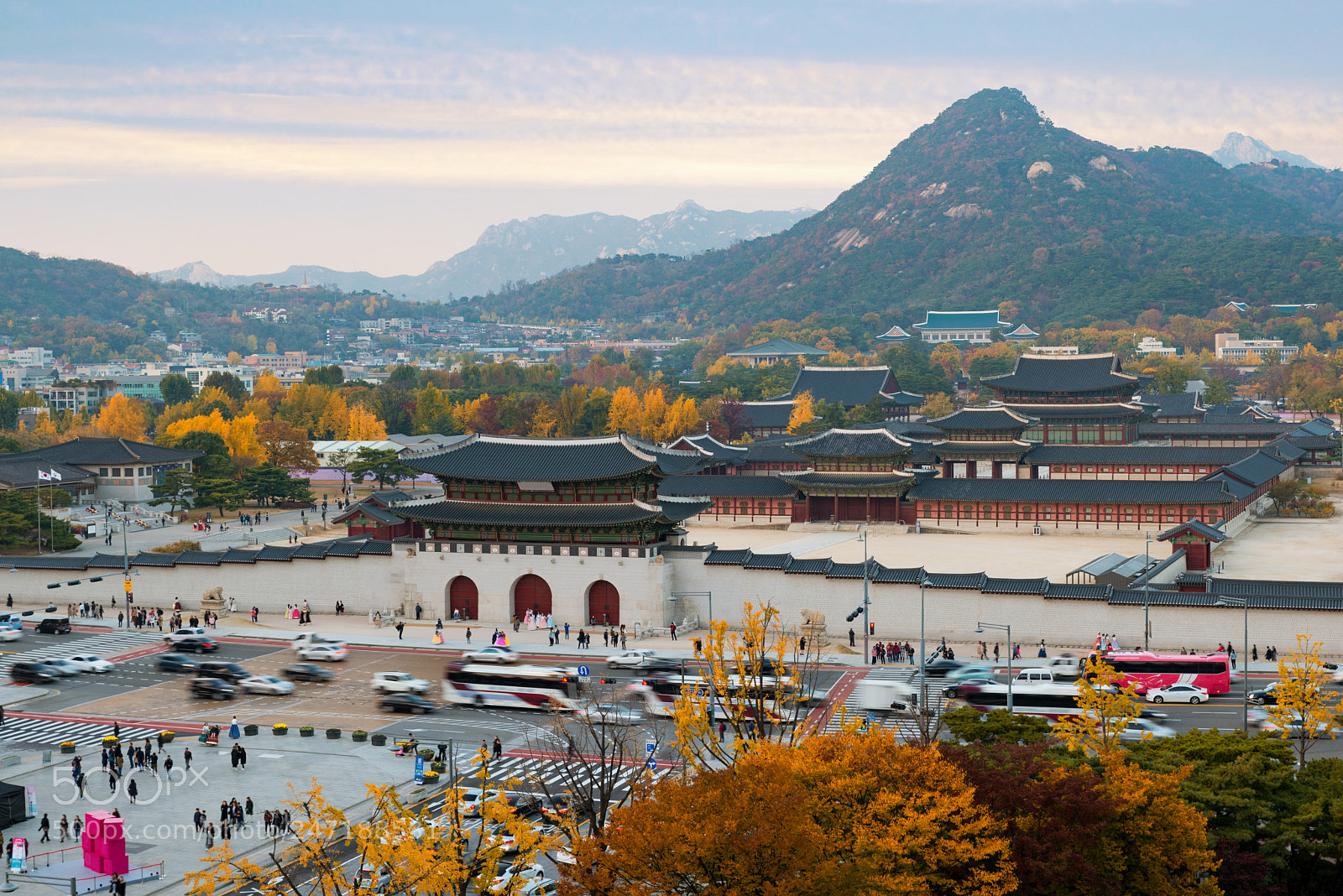 Nikon D800 sample photo. Gyeongbokgung palace in autumn photography