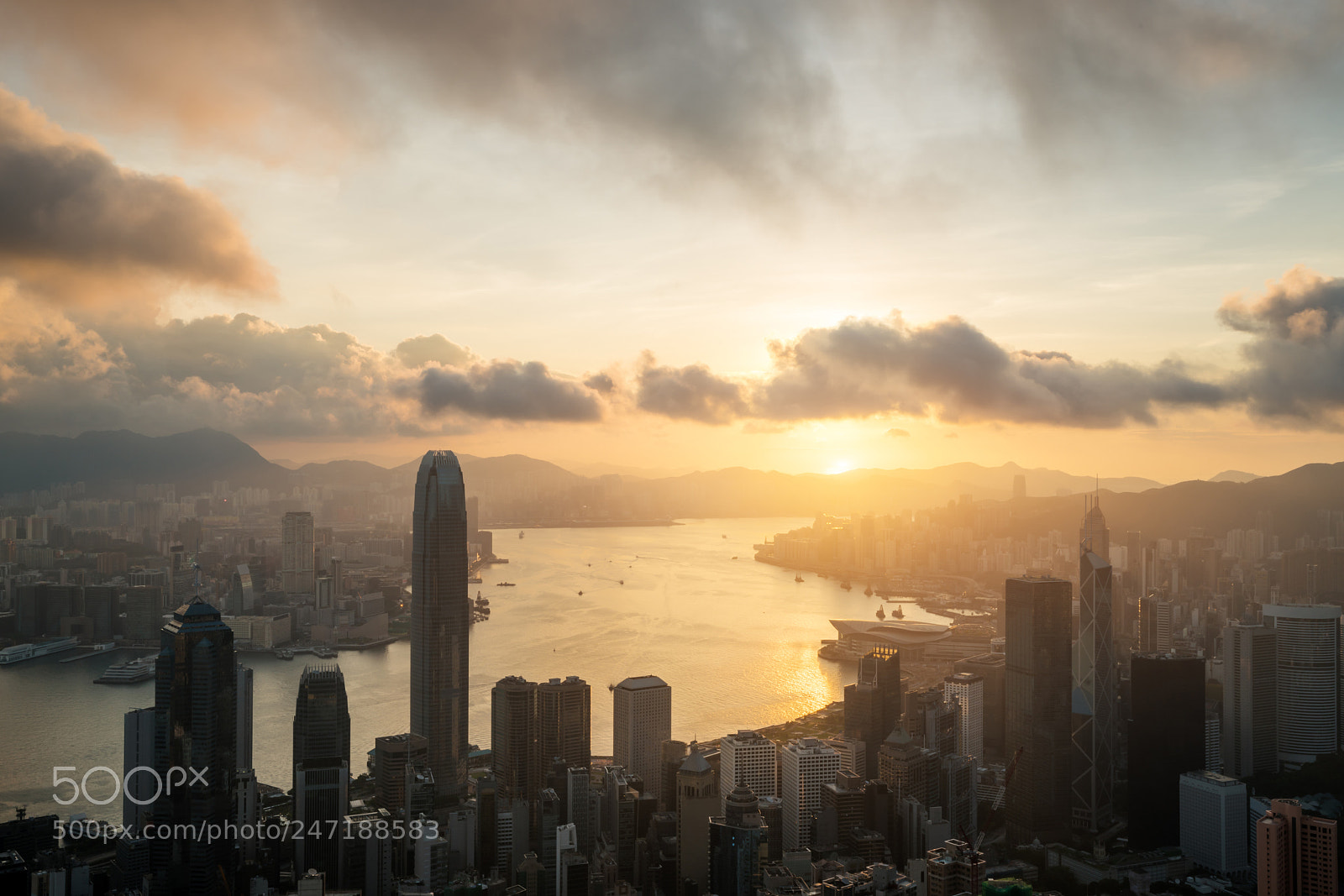 Sony a7R II sample photo. Sunrise over hong kong photography