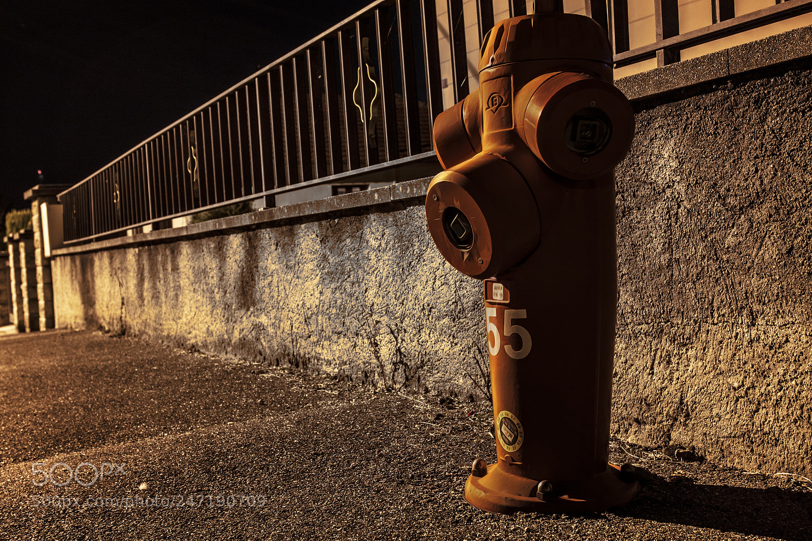 Canon EOS 500D (EOS Rebel T1i / EOS Kiss X3) sample photo. Hydrant photography