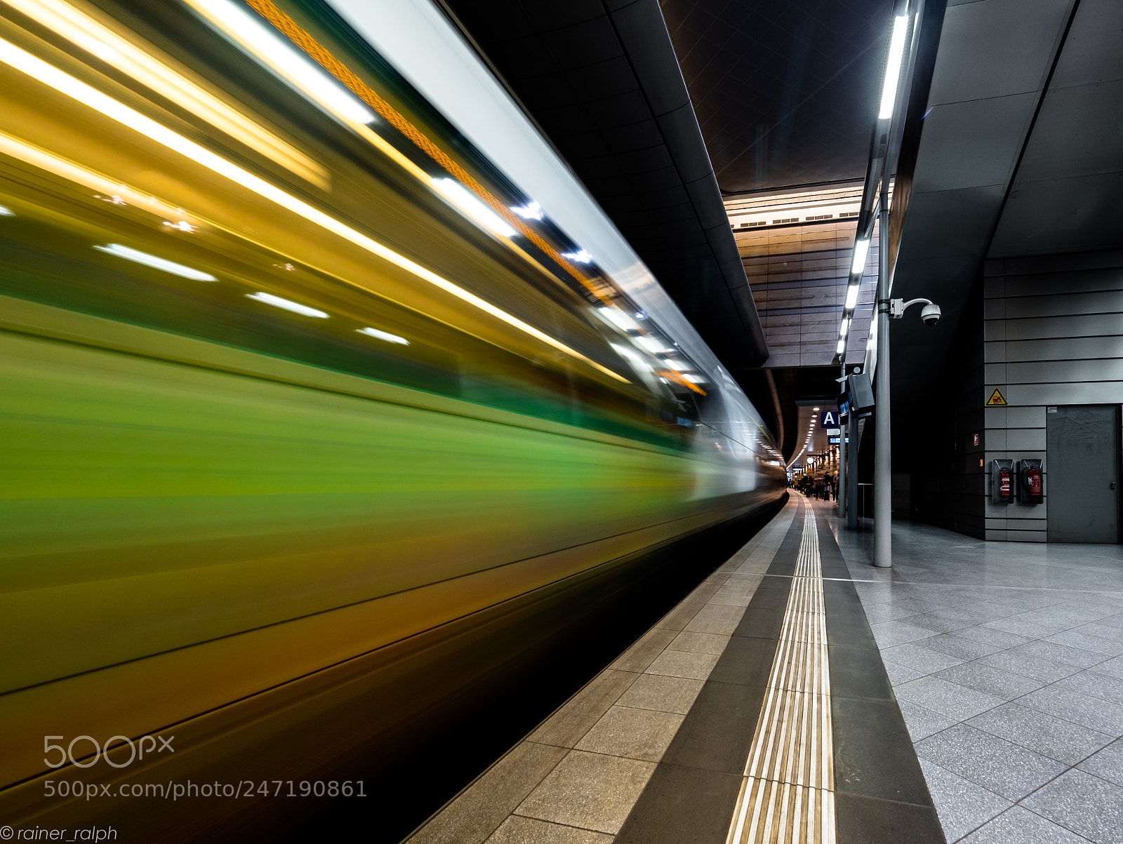 Olympus OM-D E-M5 II sample photo. Speed photography