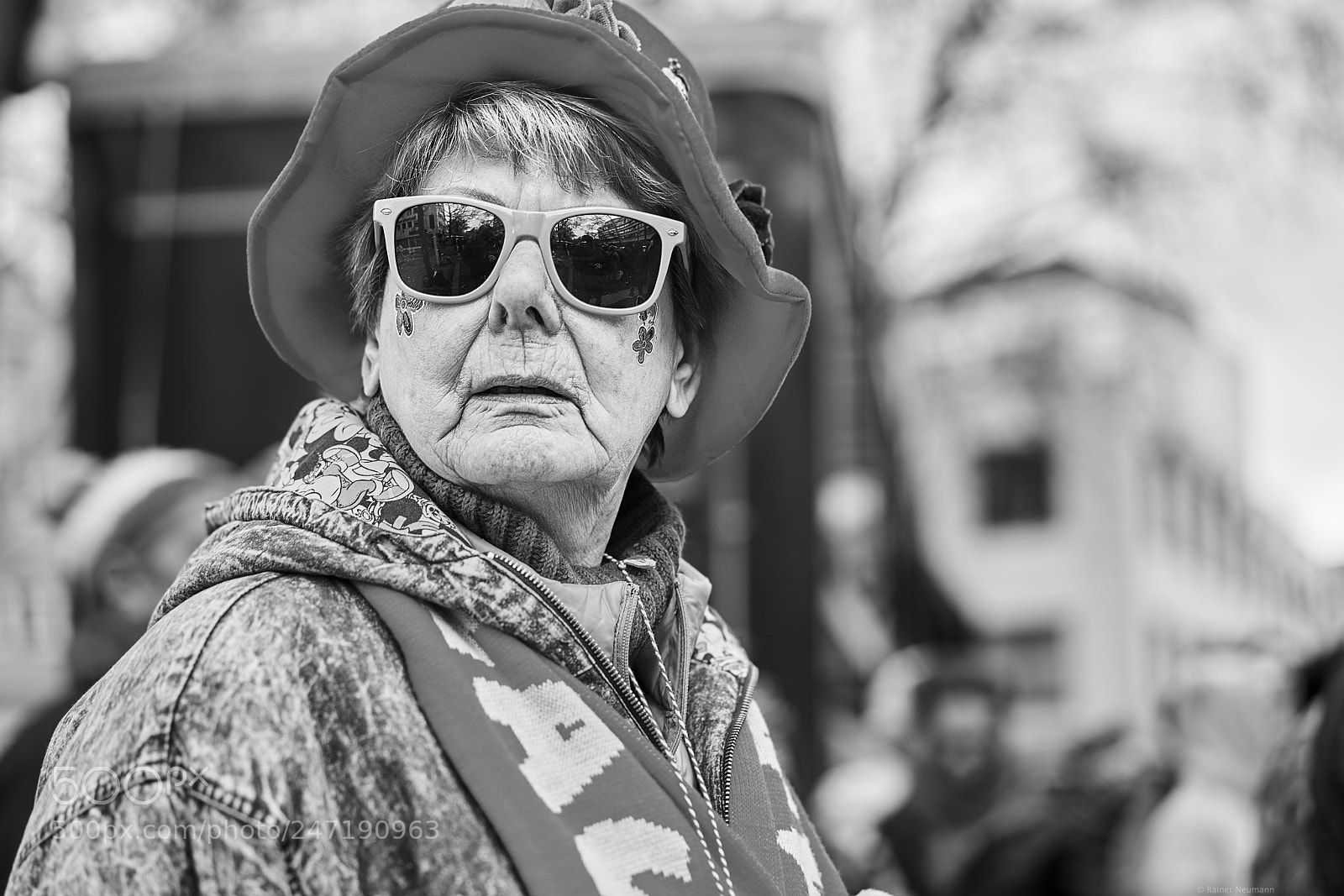 Sony a7R II sample photo. Frau 451 b&w photography