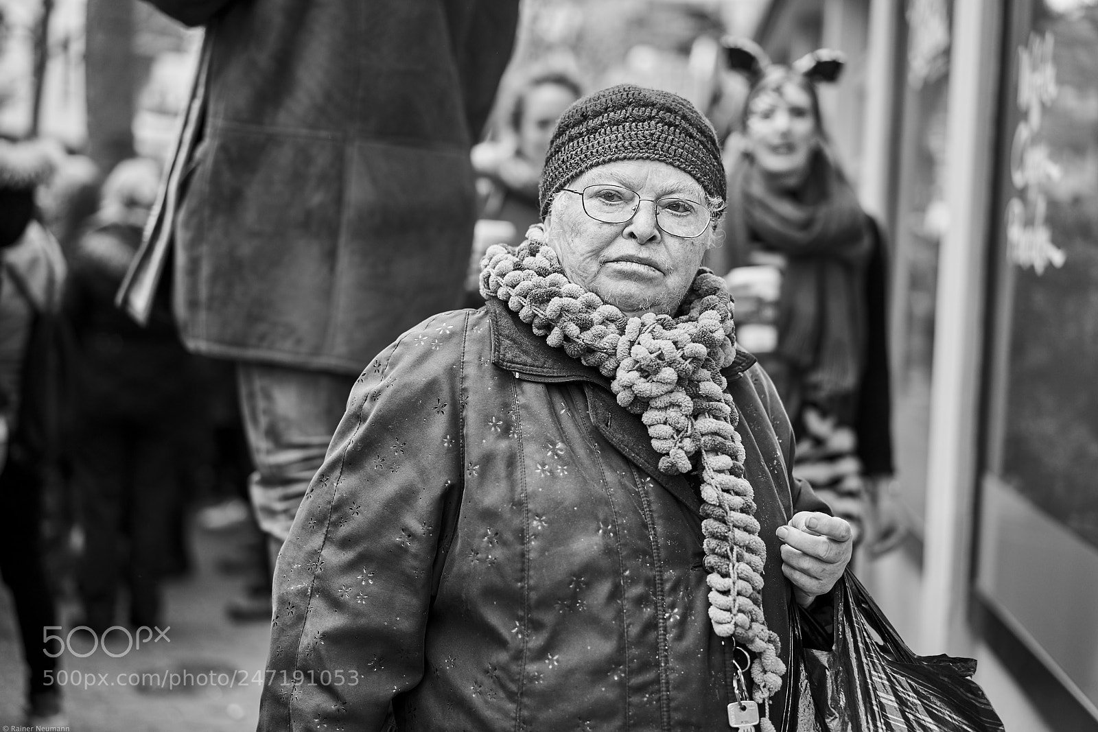 Sony a7R II sample photo. Frau 455 b&w photography