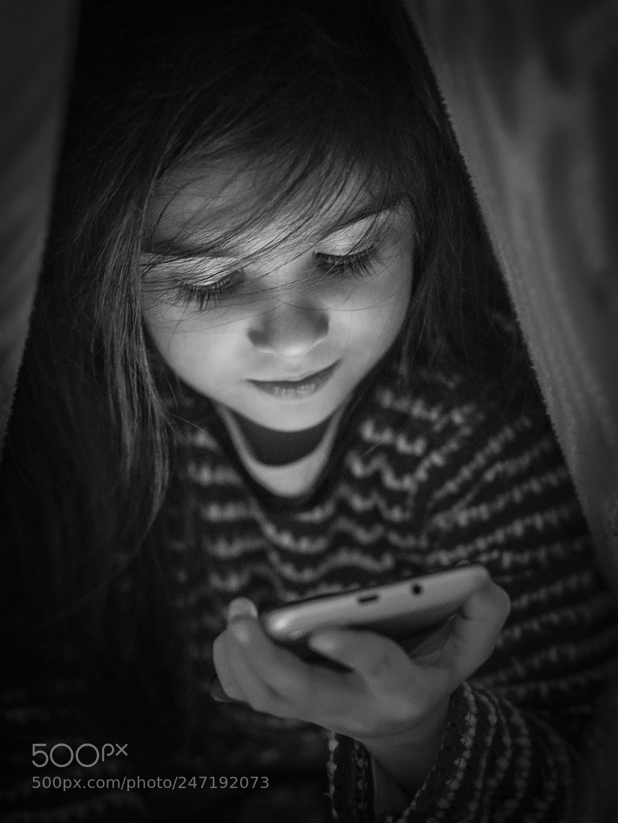 Nikon D800 sample photo. Al telefono photography