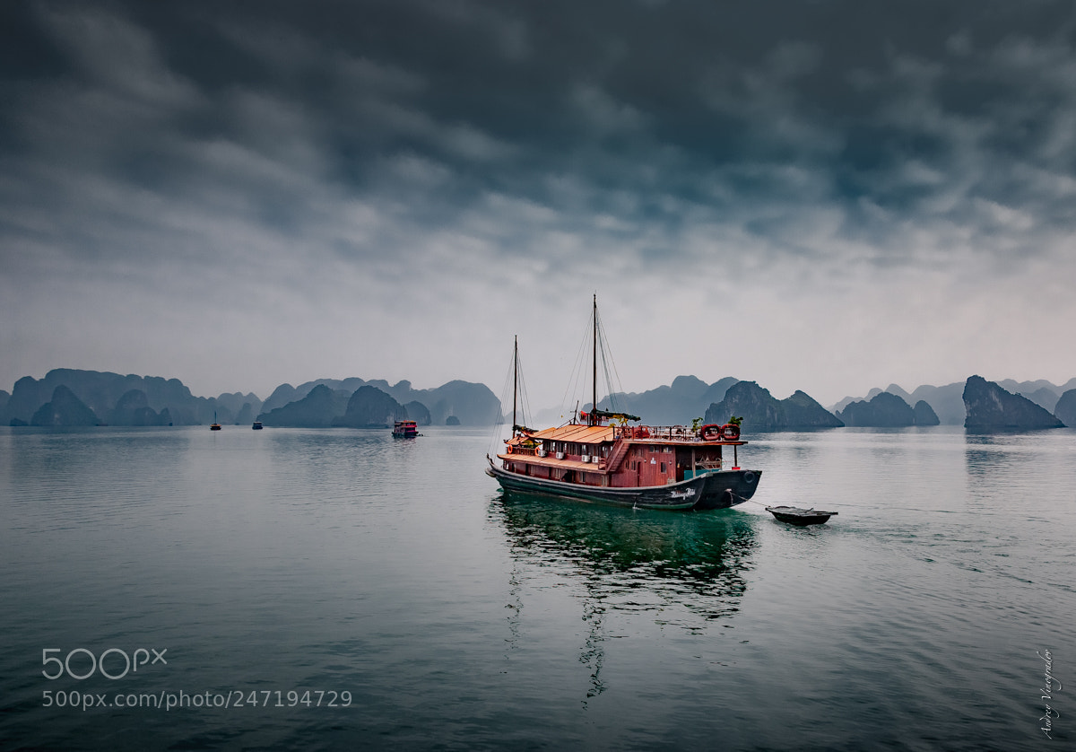 Canon EOS 5D sample photo. ... to ha long bay photography