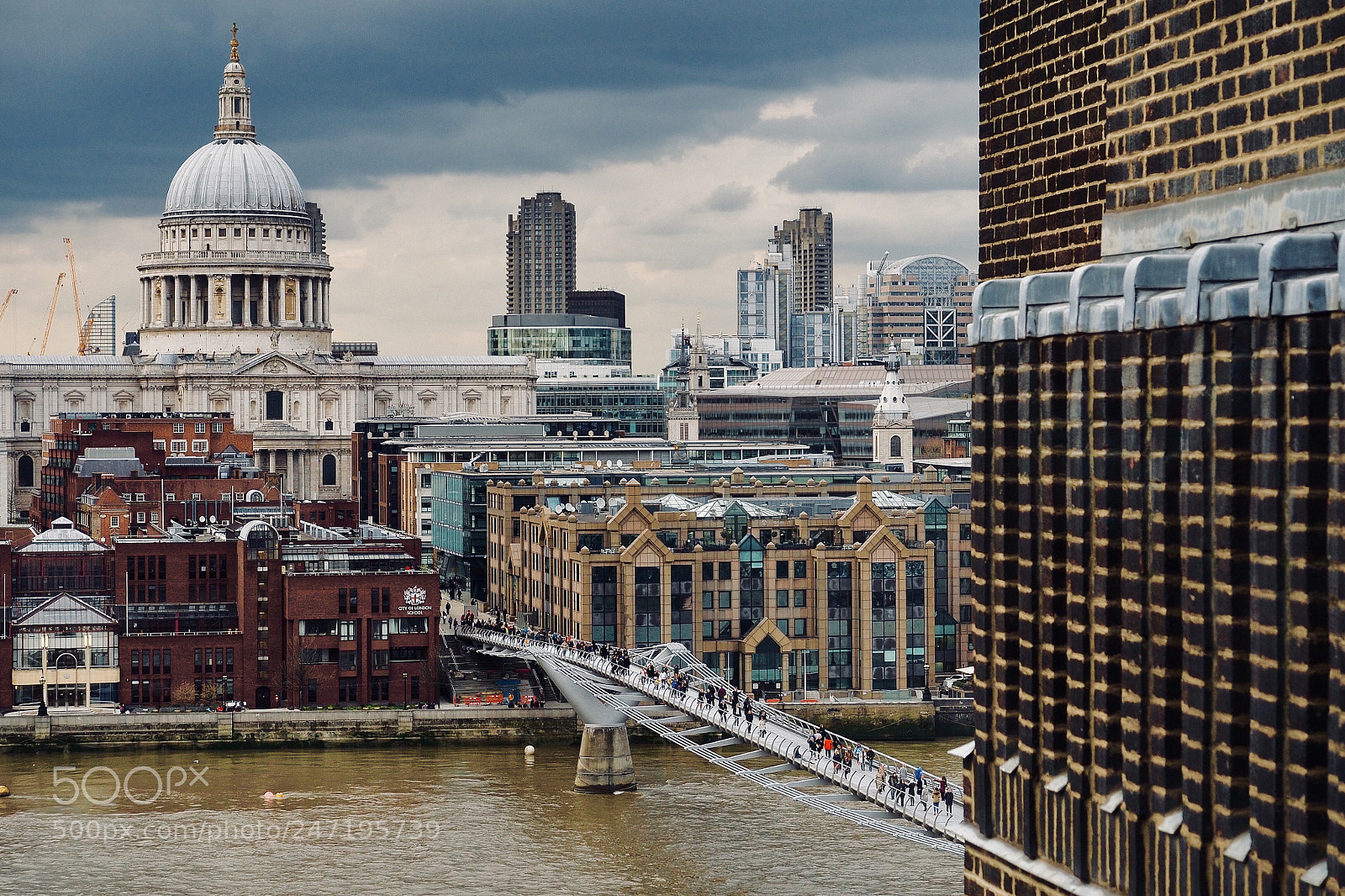 Olympus OM-D E-M5 sample photo. London photography