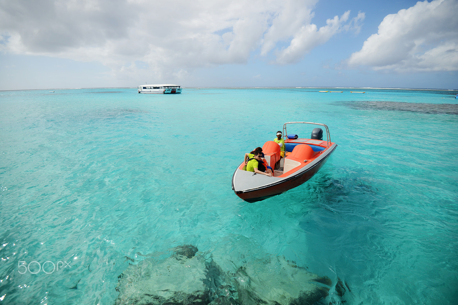 Nikon AF-S Nikkor 16-35mm F4G ED VR sample photo. Clear waters photography