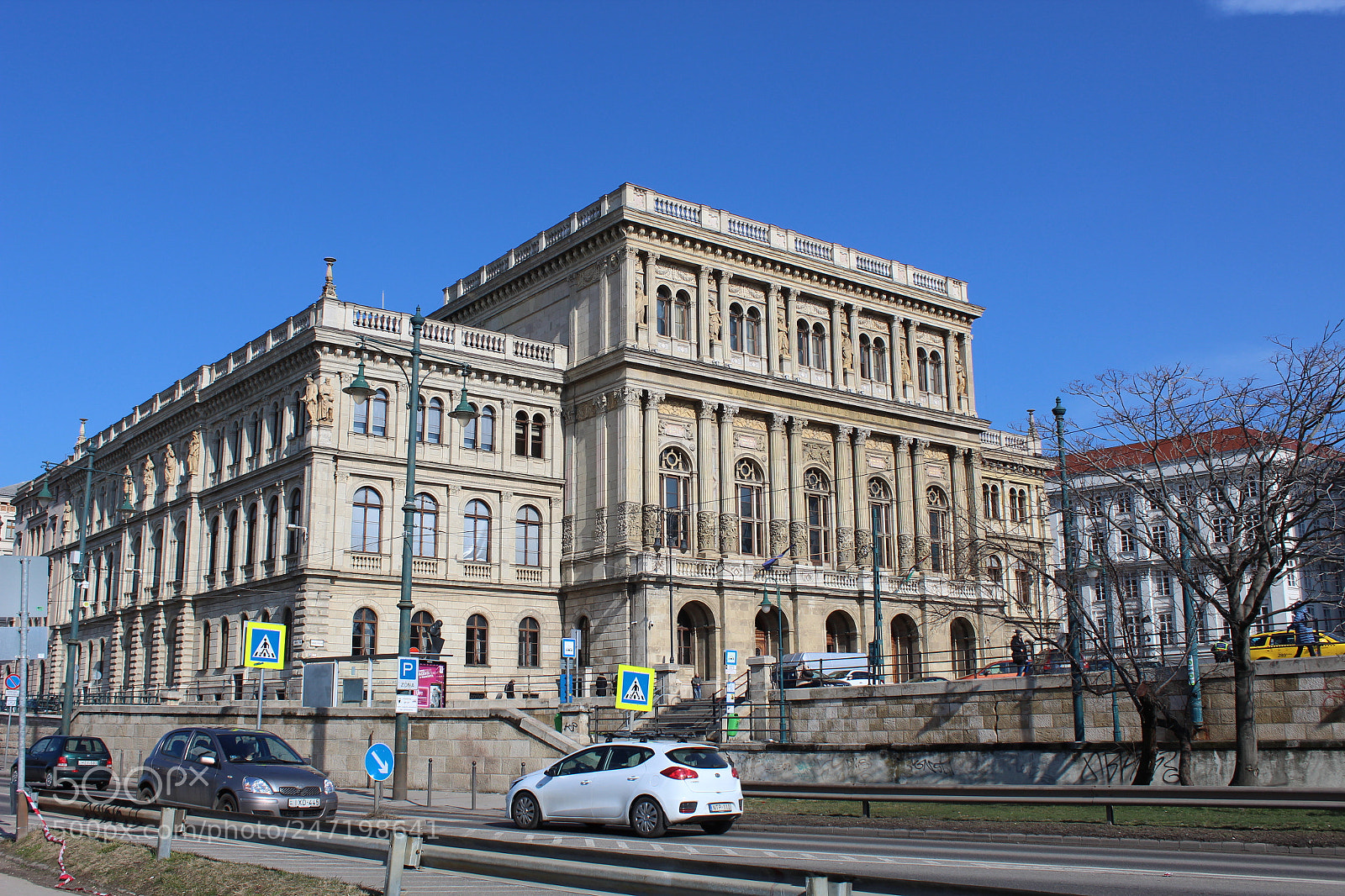 Canon EF-S 18-55mm F3.5-5.6 III sample photo. Budapest feb 2018 photography