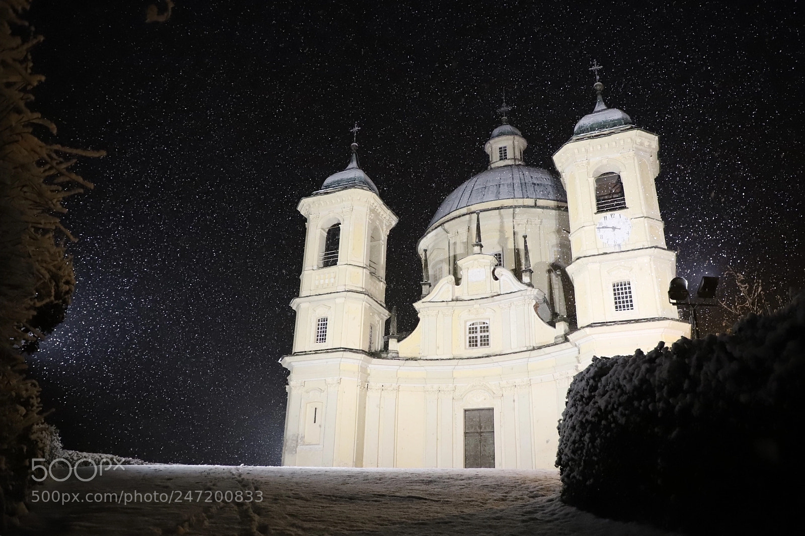 Canon EOS 6D Mark II sample photo. Snow or stars? photography