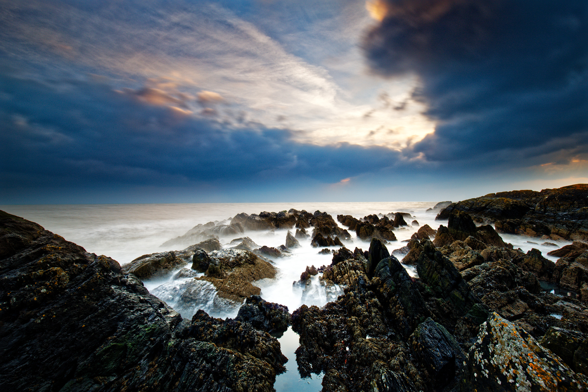 Canon EF 16-35mm F4L IS USM sample photo. Clogherhead photography