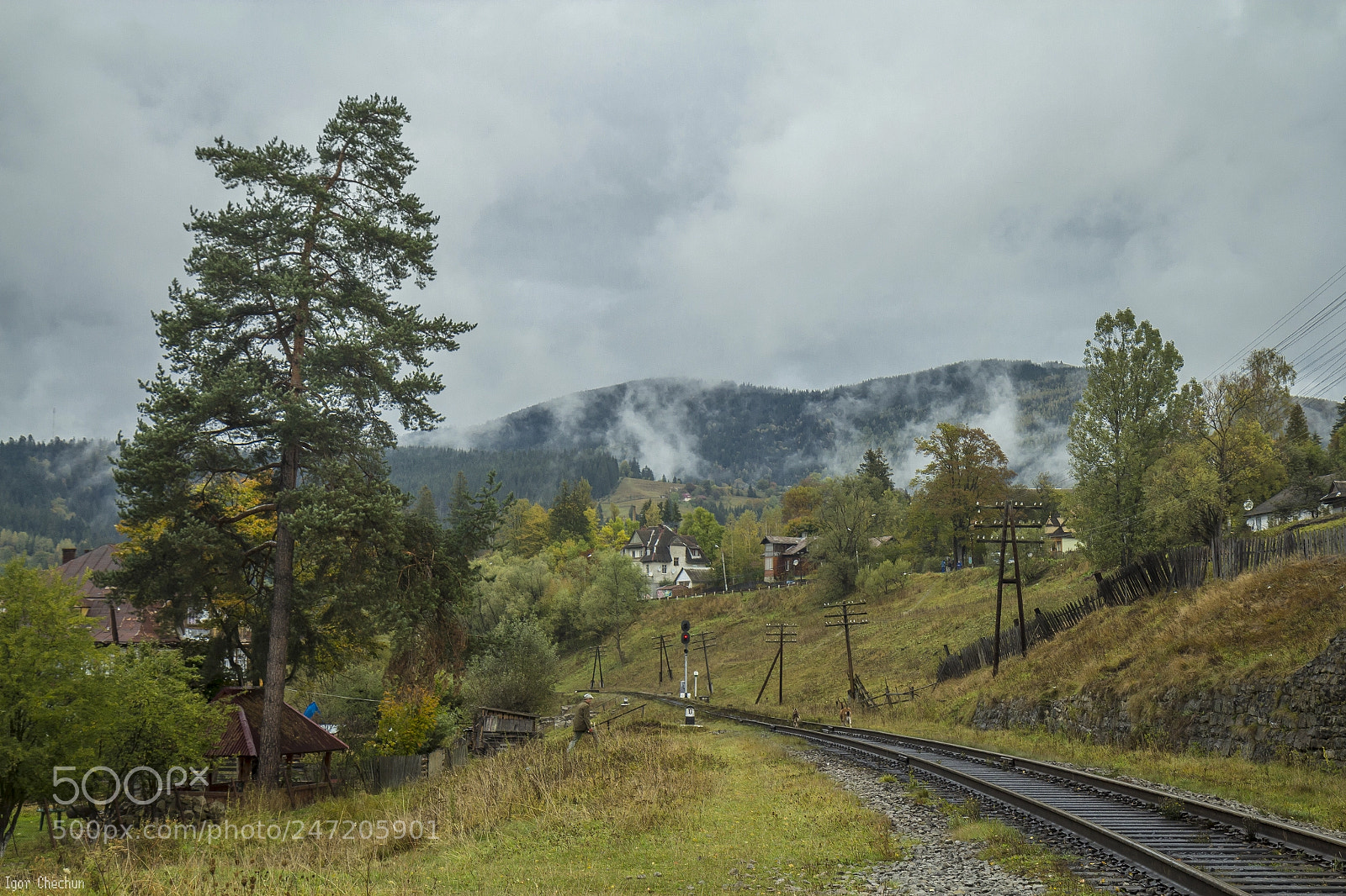 Canon EOS 60D sample photo. Railroad in the carpathians photography
