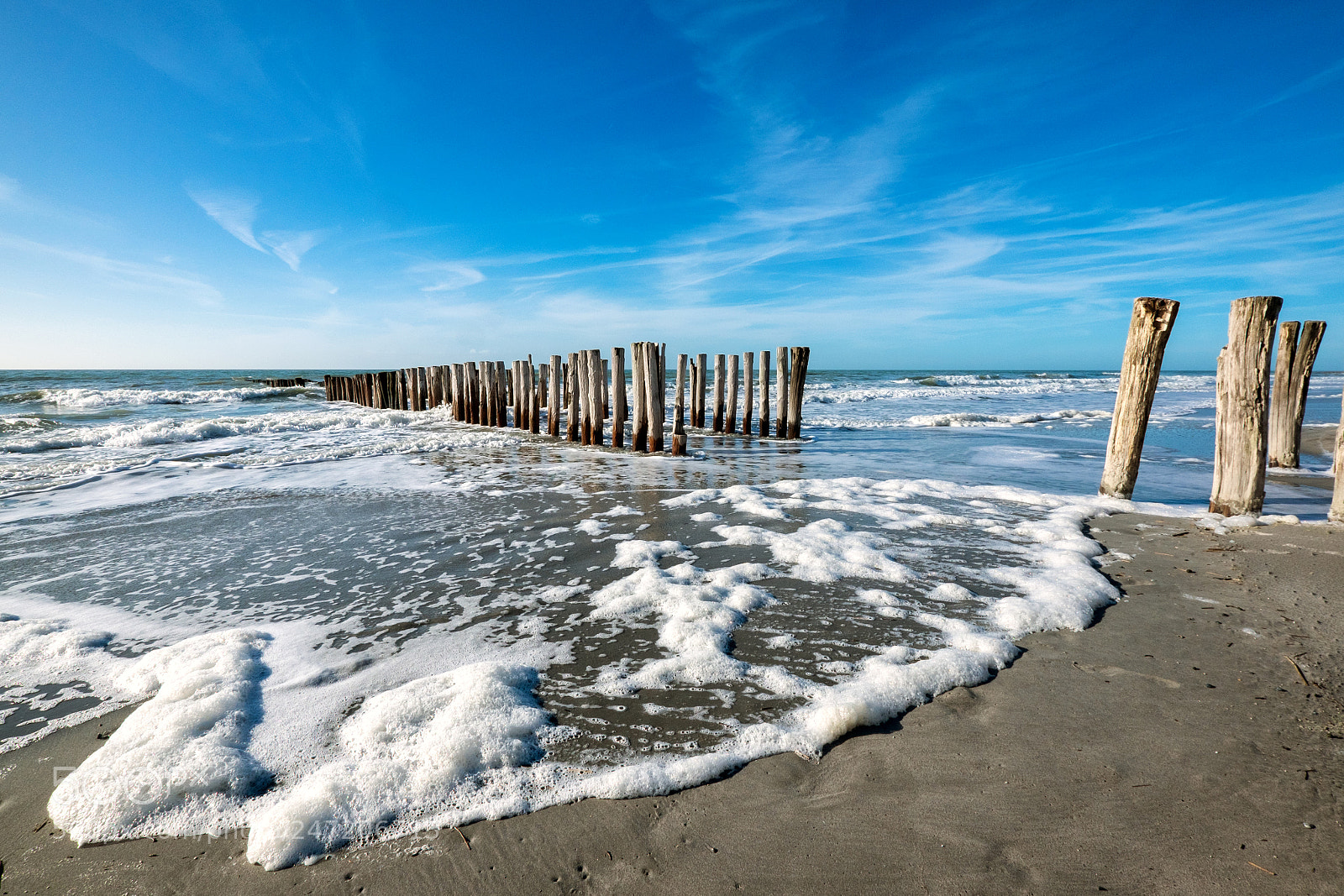 Fujifilm X-T1 sample photo. Winter beach with a photography
