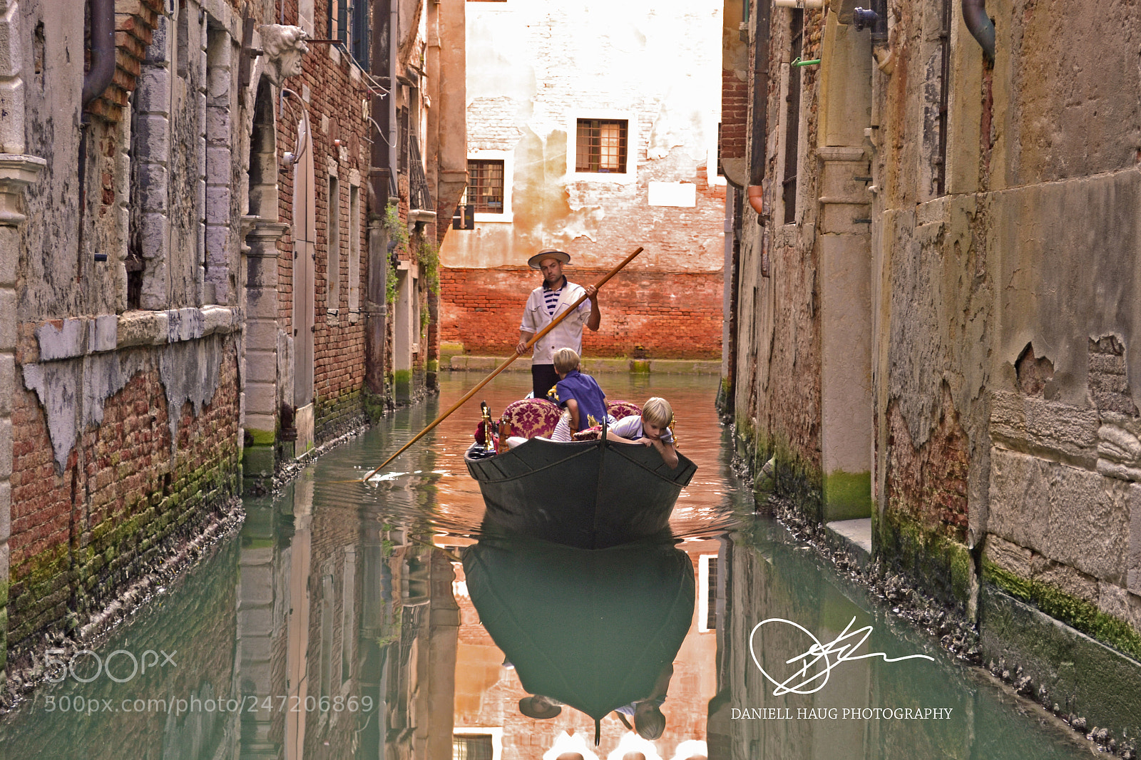 Nikon D3100 sample photo. Venice gondoliere photography