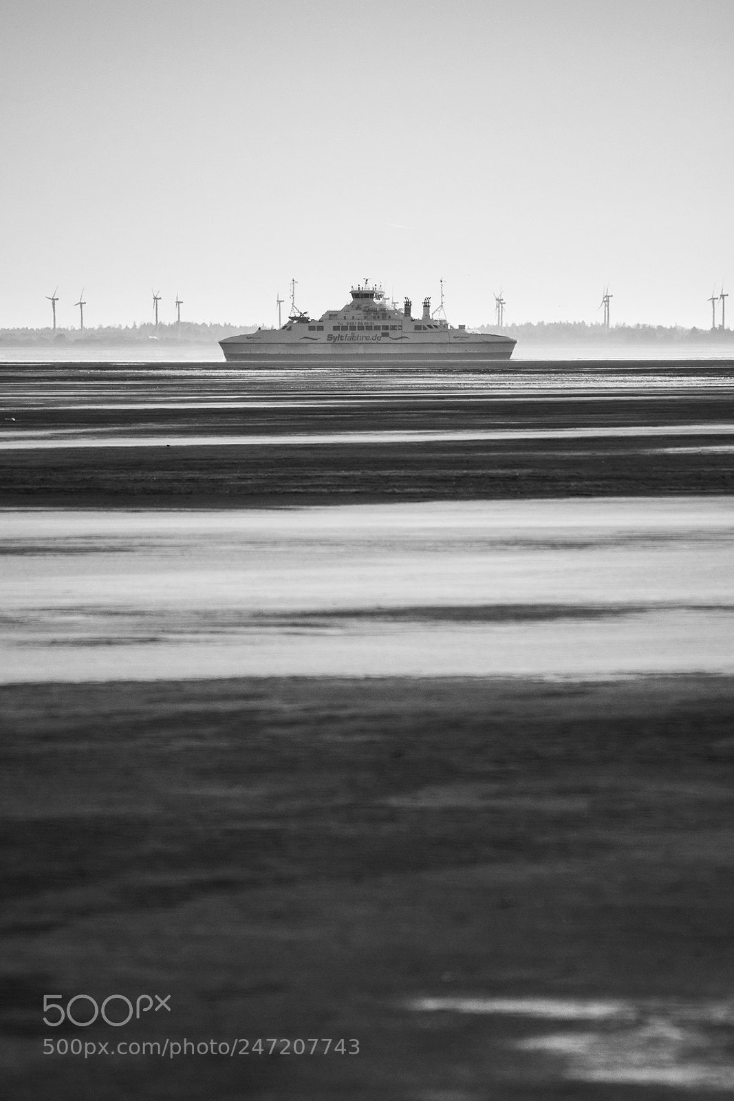 Nikon D5200 sample photo. Ship at shore photography